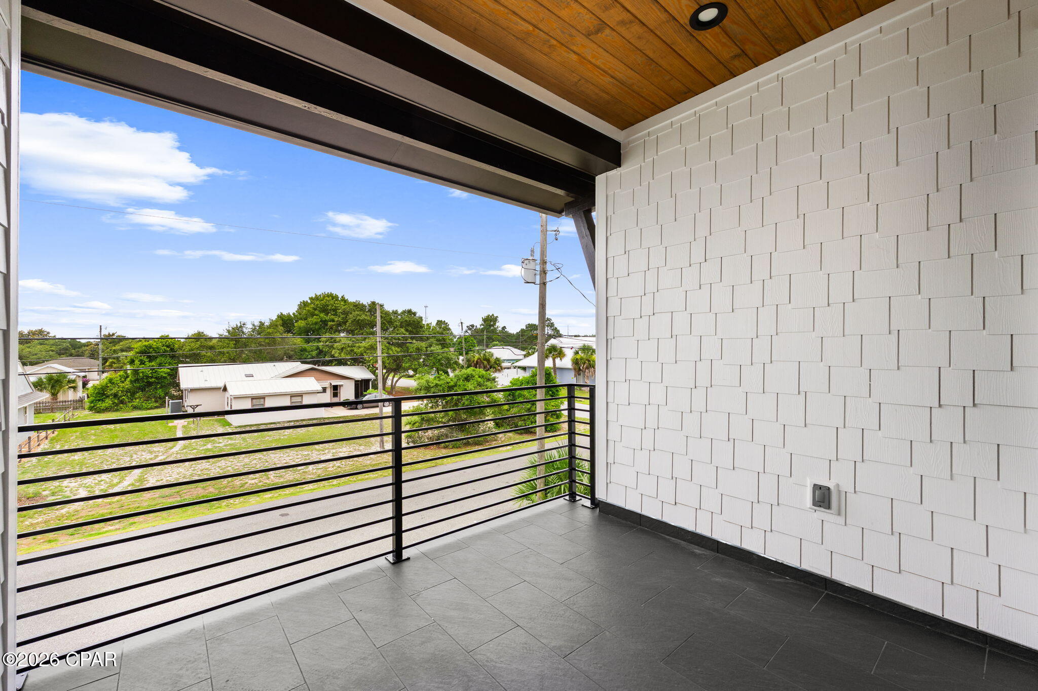 Laguna Beach Estates 7th Add - Residential