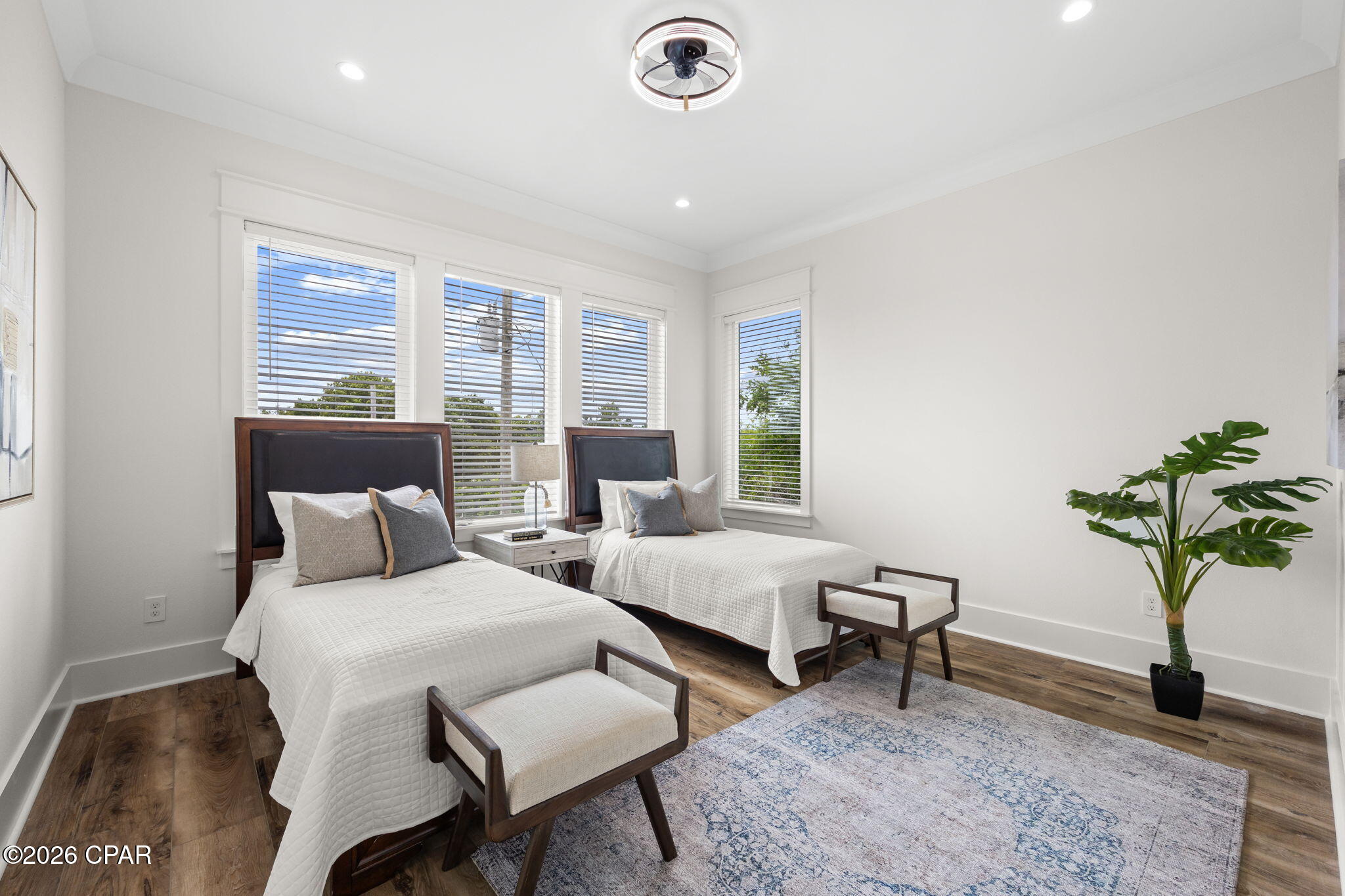 Laguna Beach Estates 7th Add - Residential