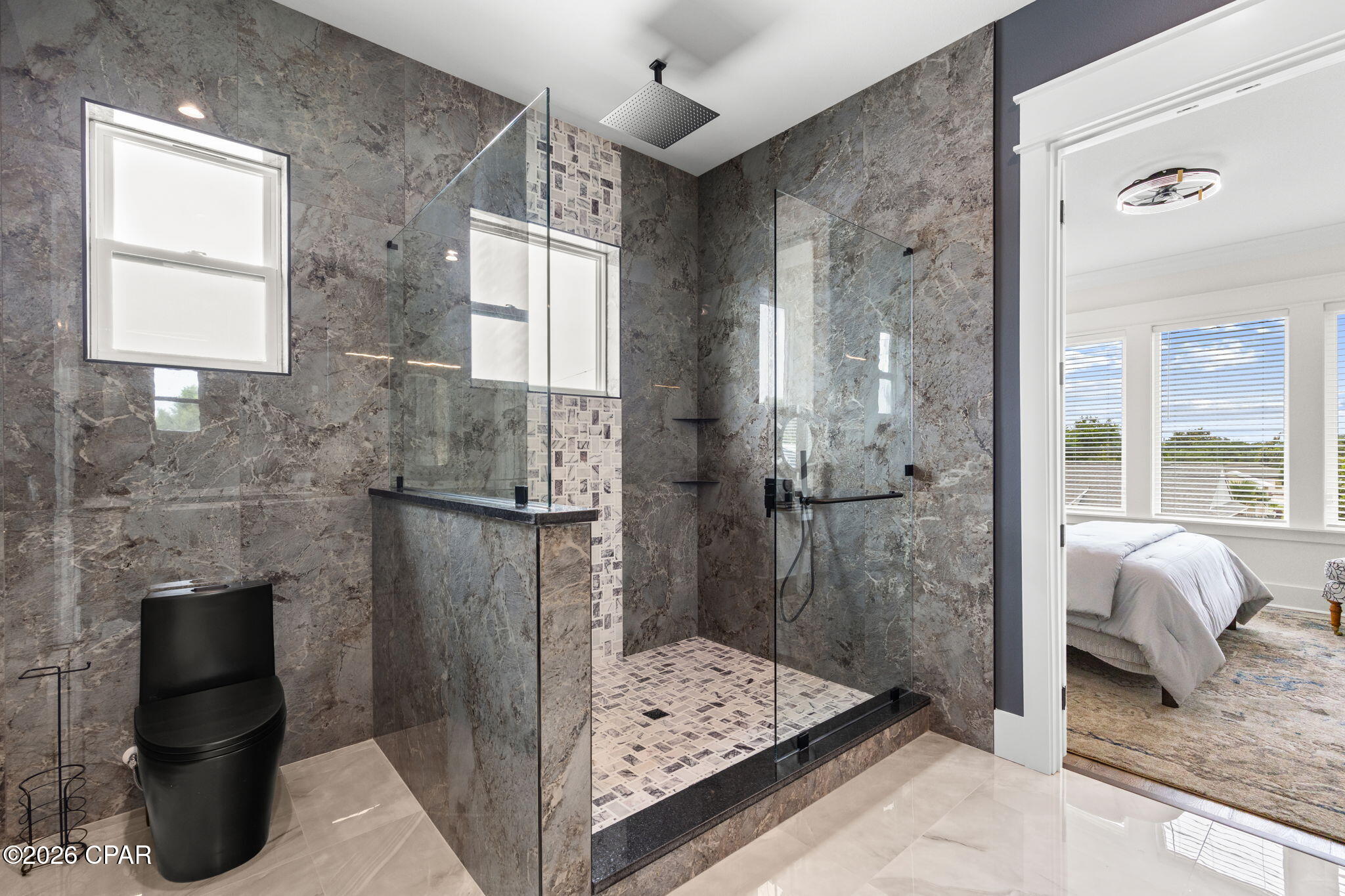 Laguna Beach Estates 7th Add - Residential