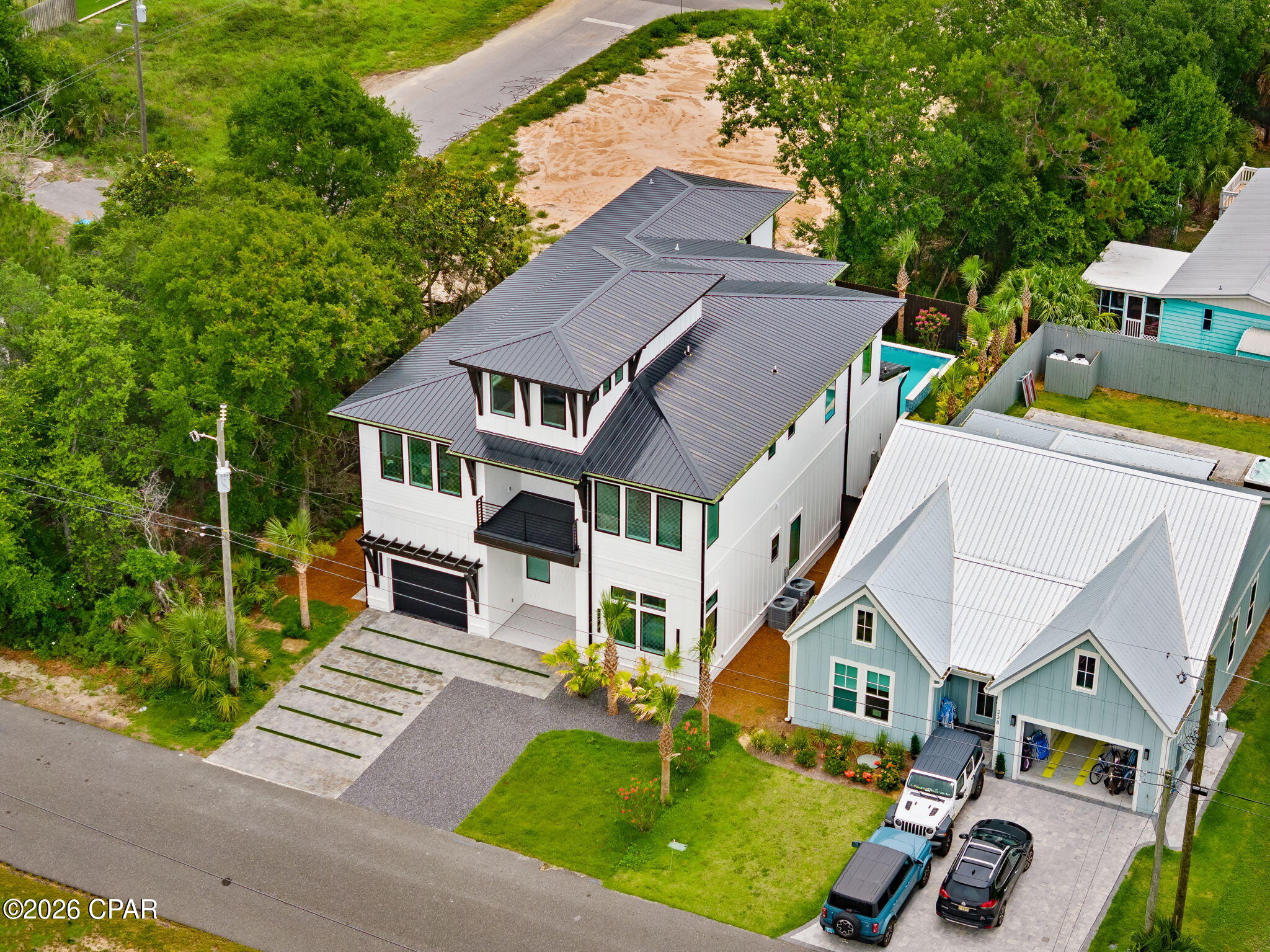 Laguna Beach Estates 7th Add - Residential