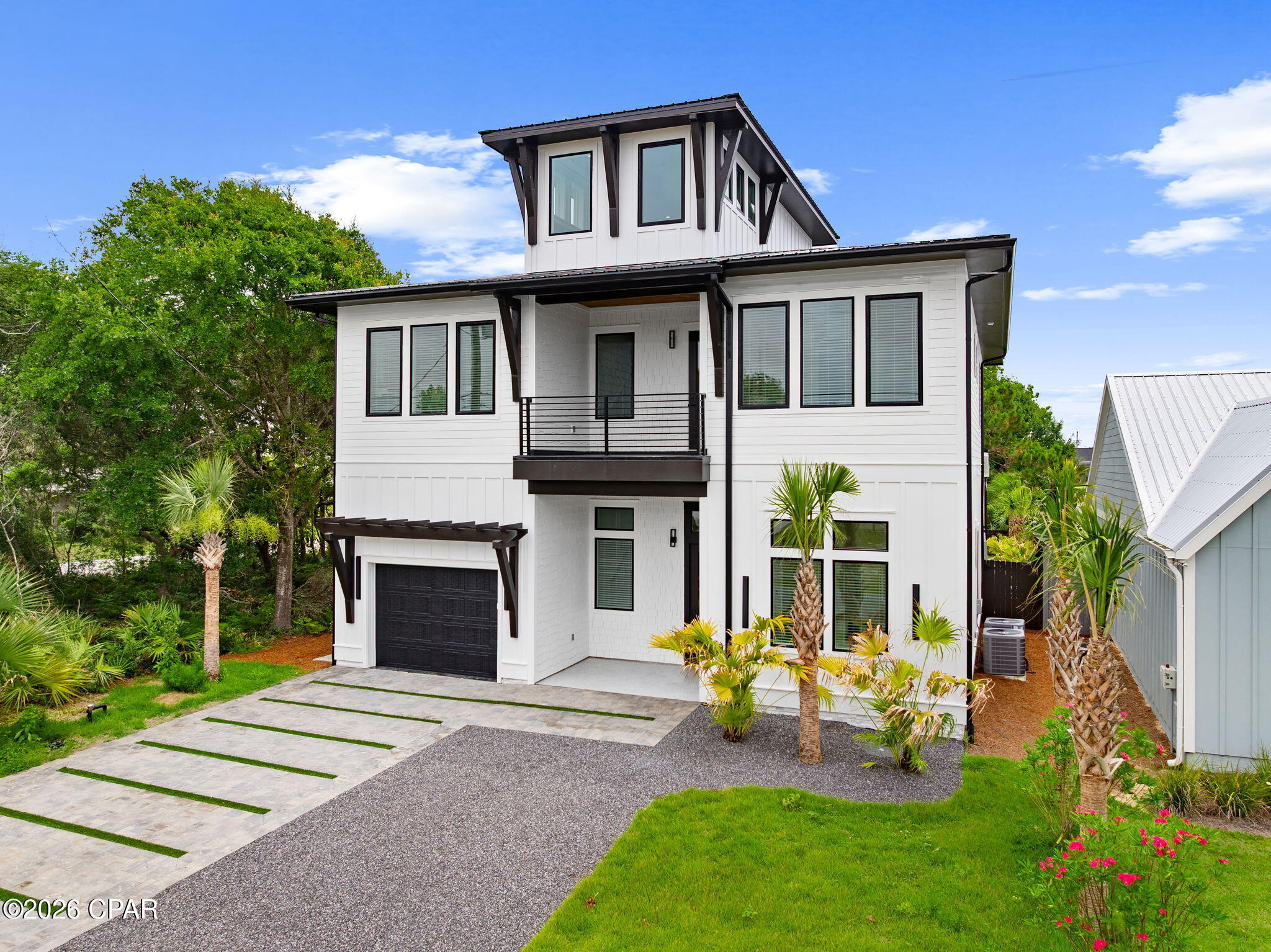 Laguna Beach Estates 7th Add - Residential
