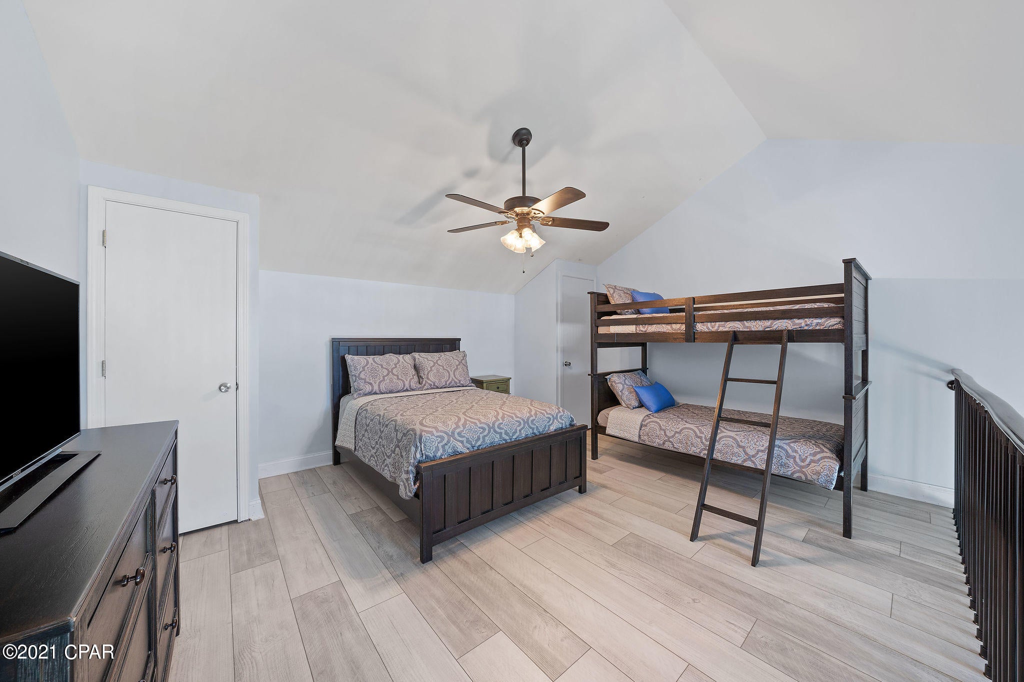Treasure Cove - Residential