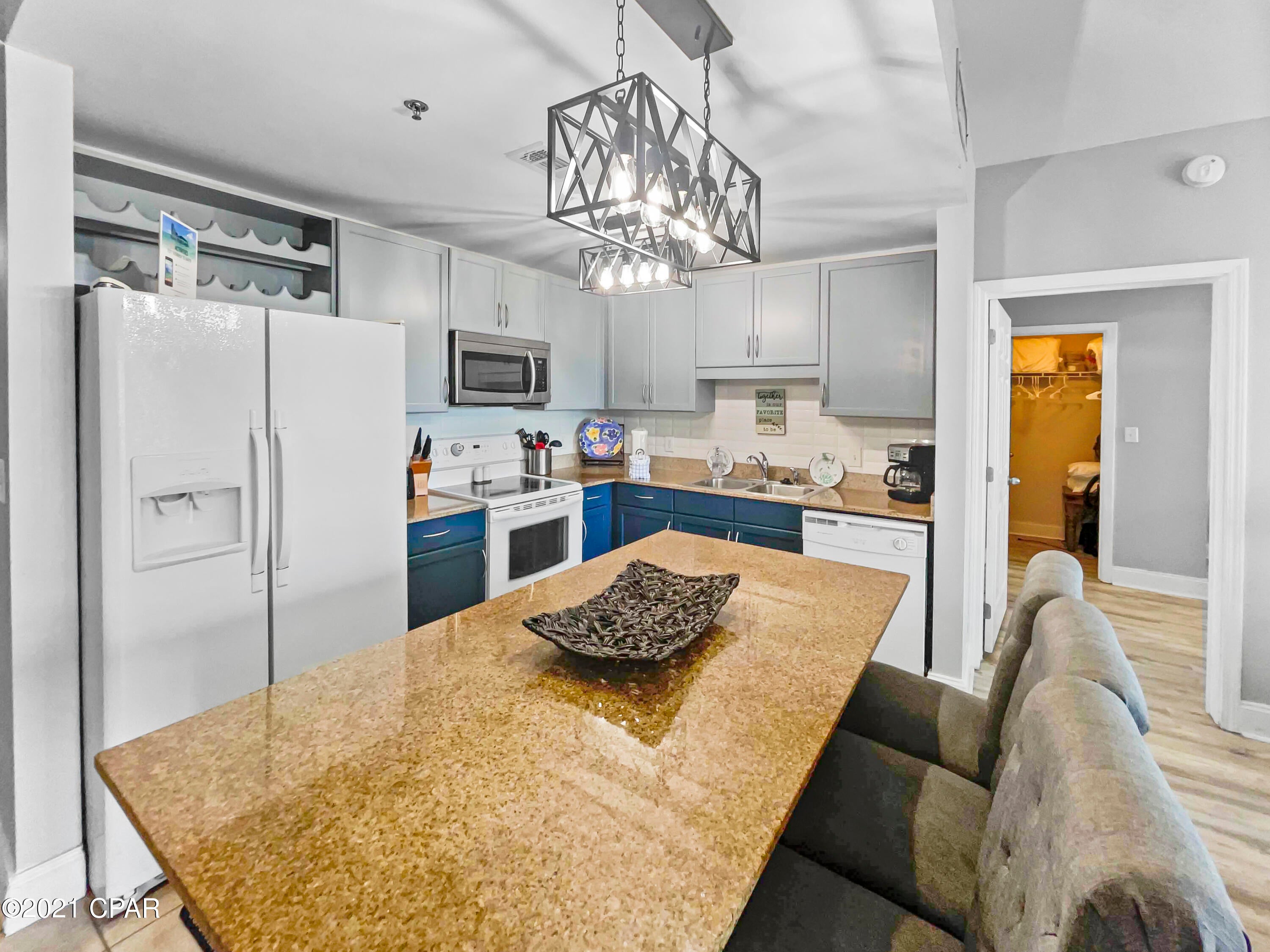 Laketown Wharf - Residential