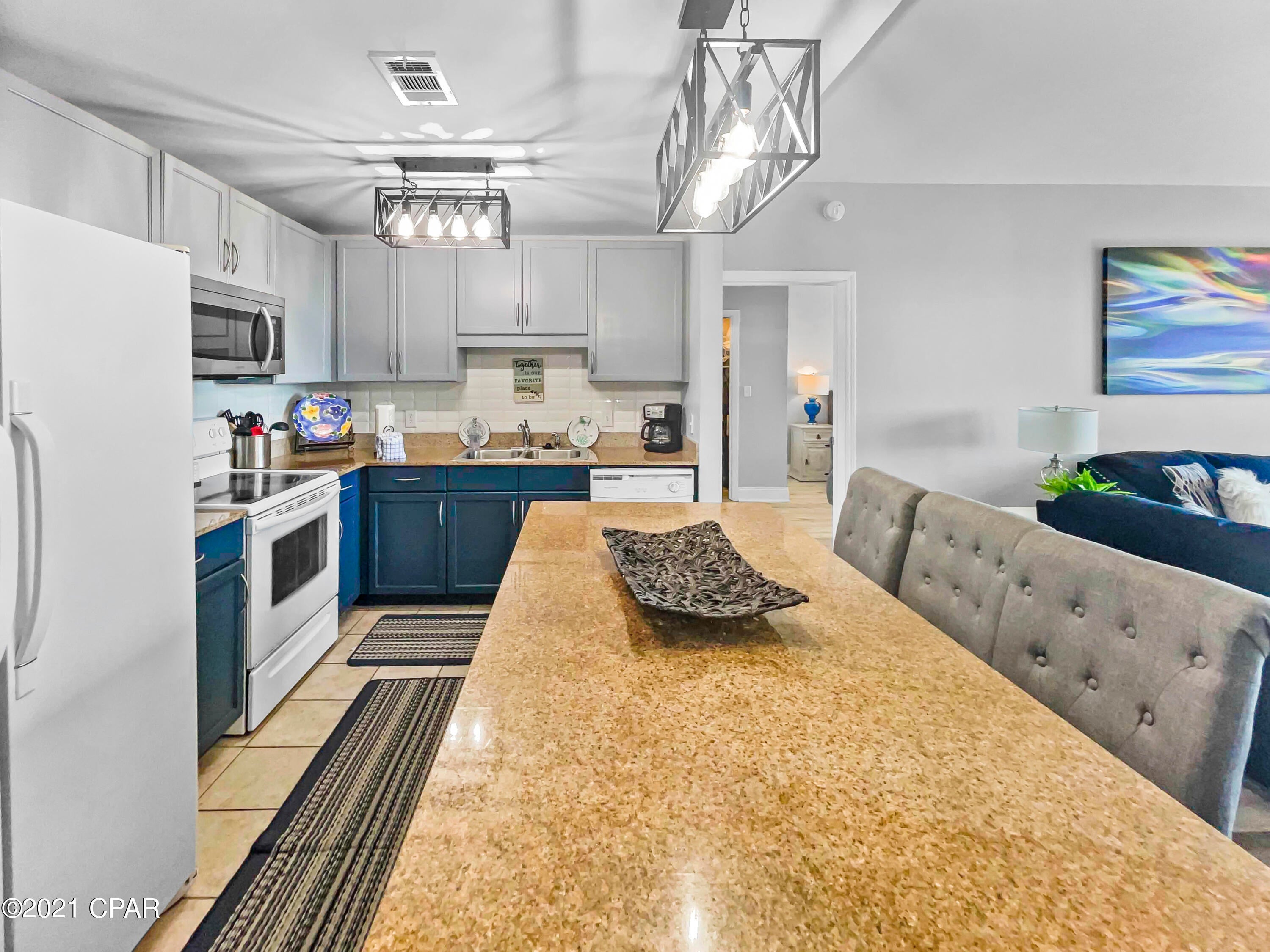 Laketown Wharf - Residential