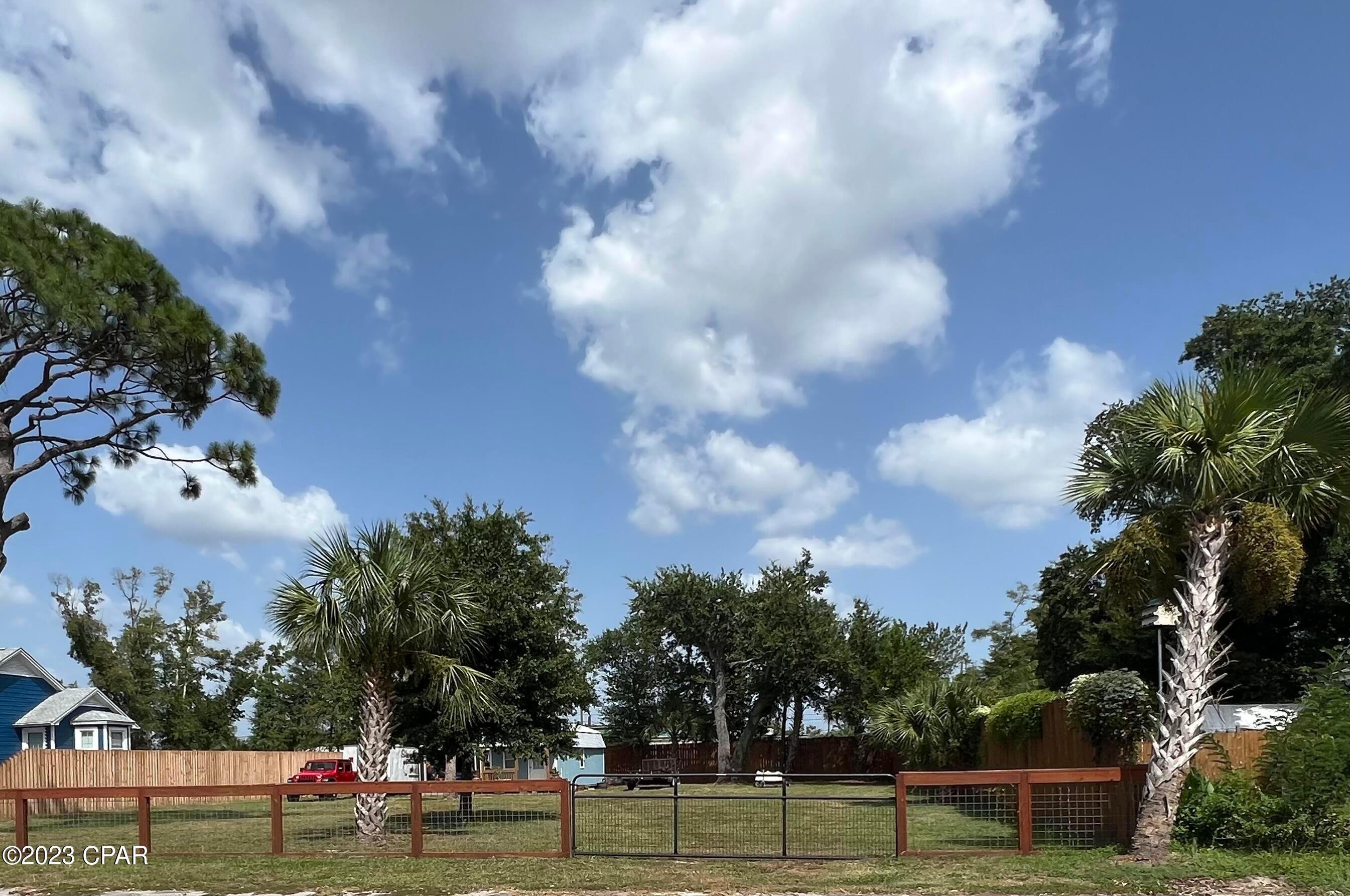 [No Recorded Subdiv] - Land