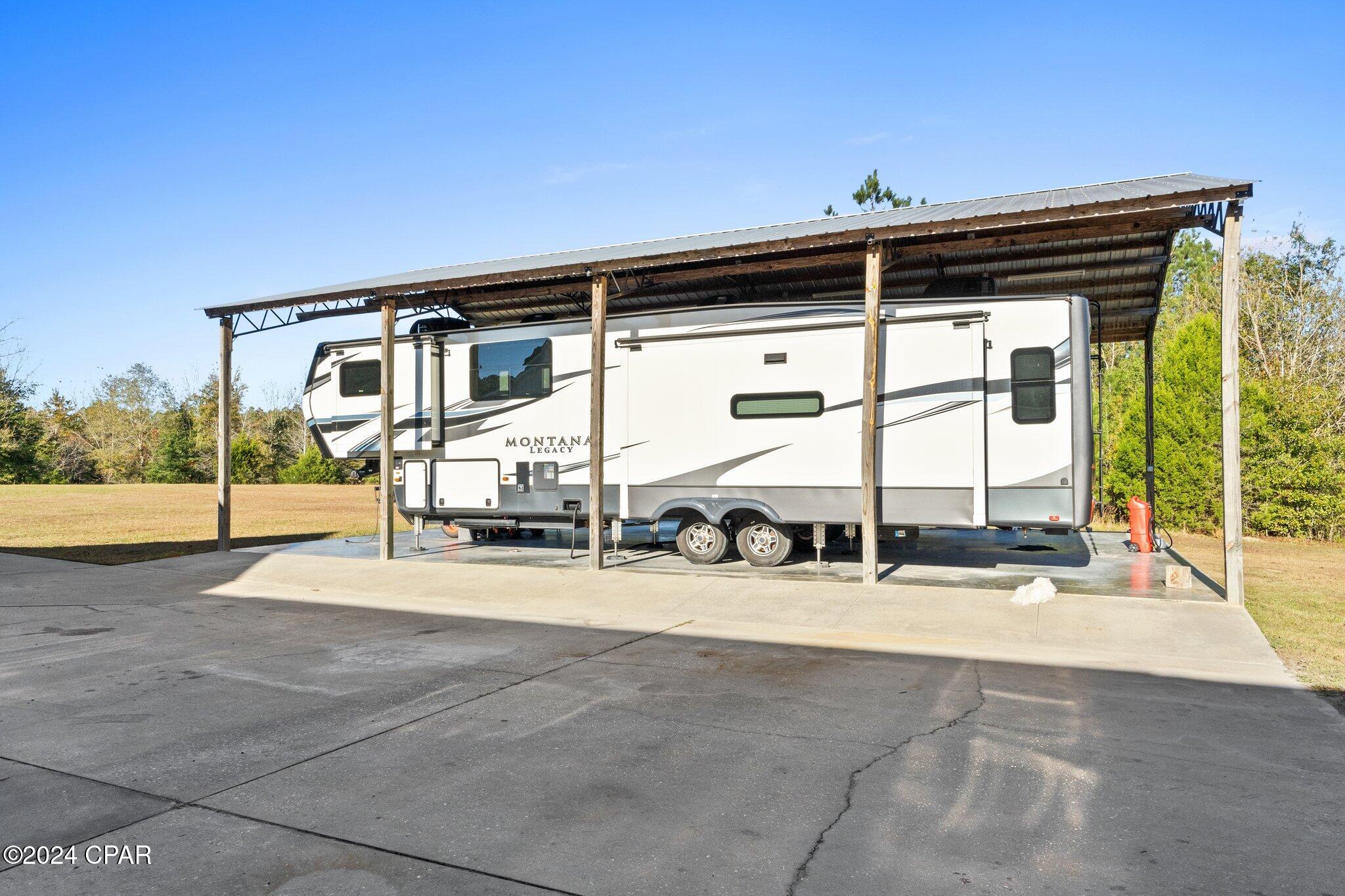 Twin Lakes - Residential