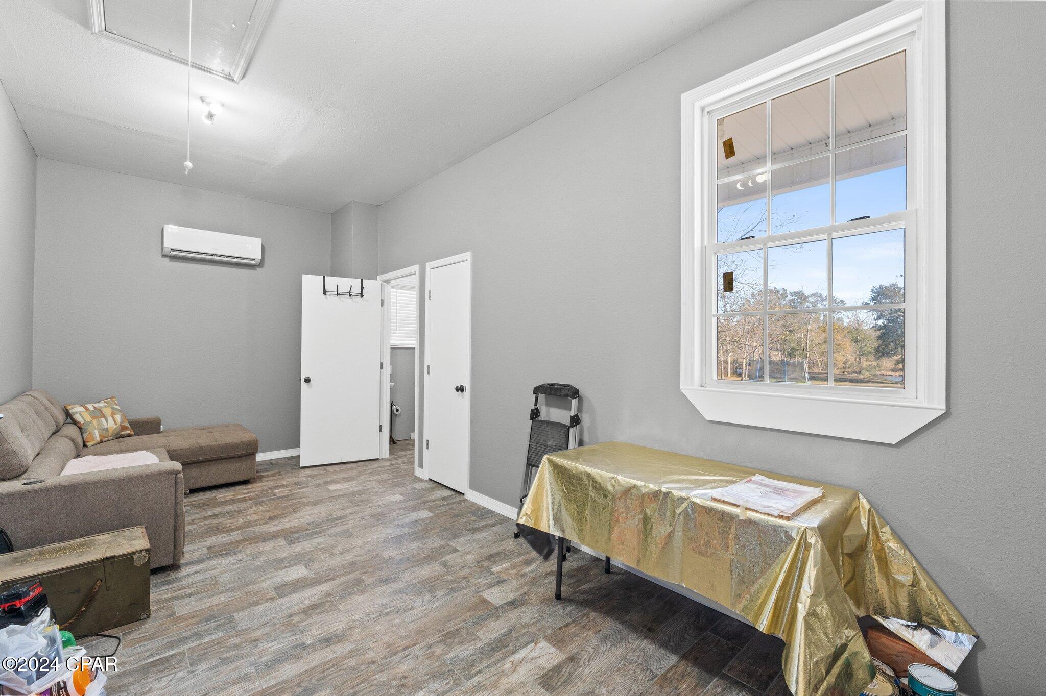 Twin Lakes - Residential