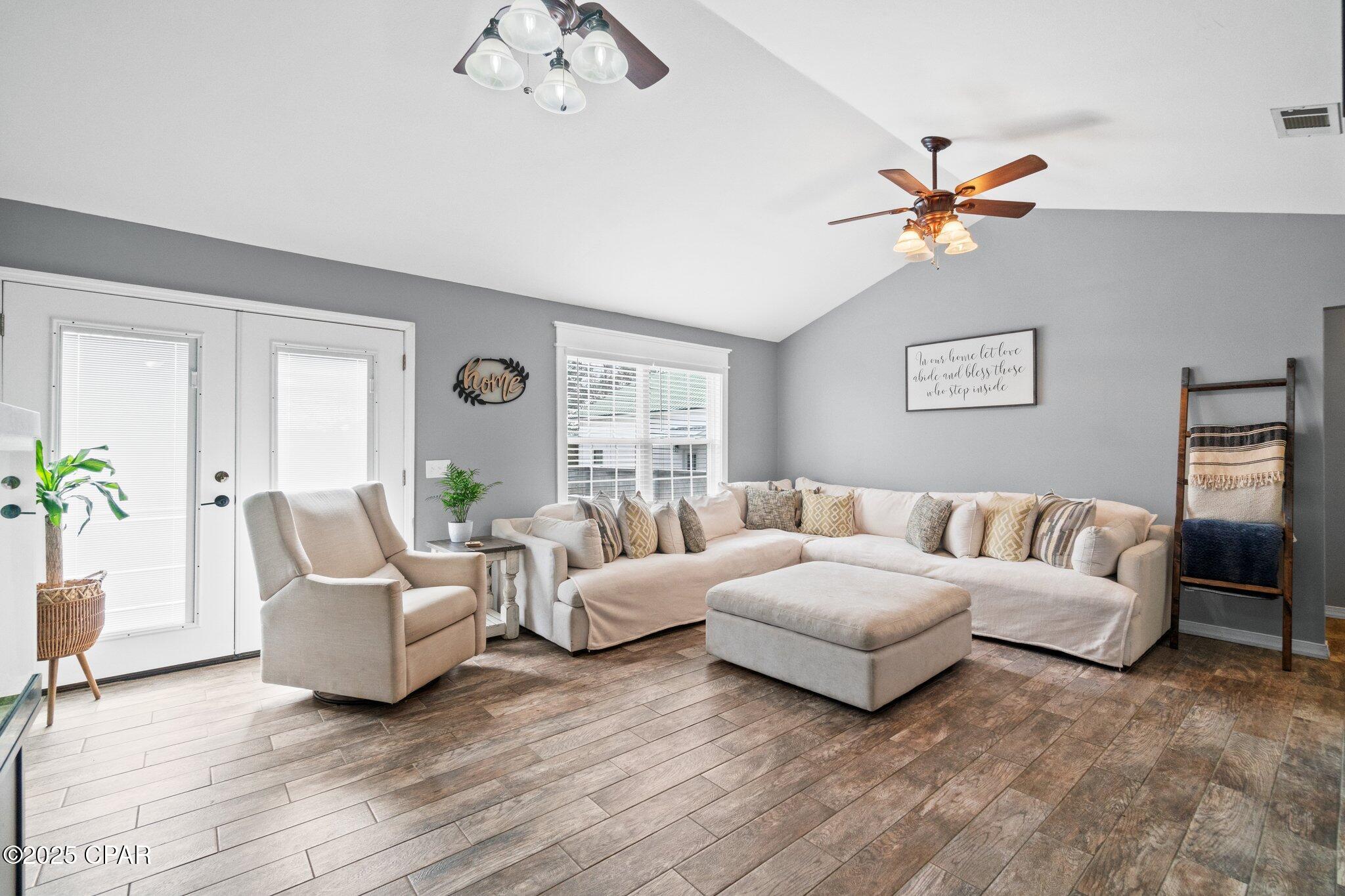 Twin Lakes - Residential