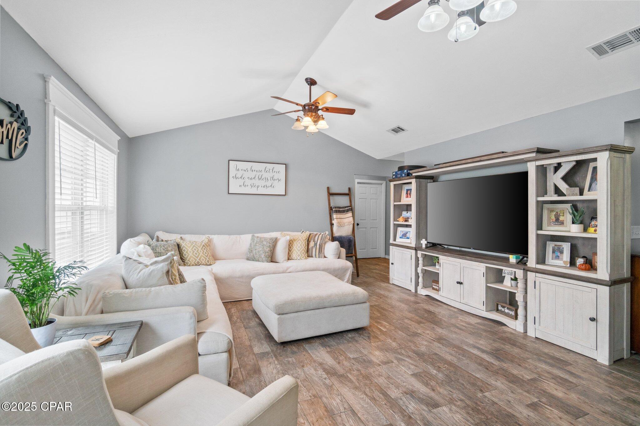 Twin Lakes - Residential