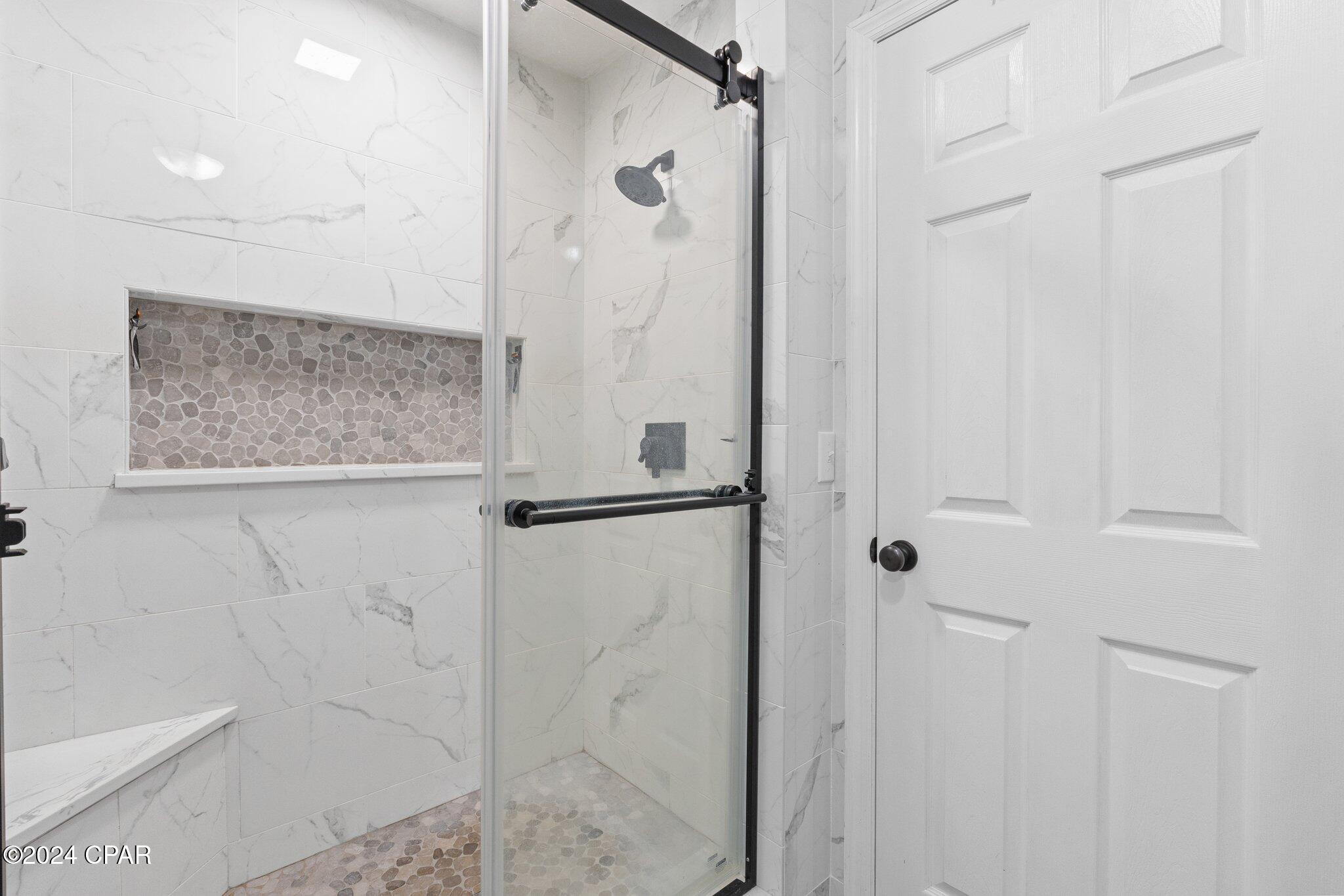 Twin Lakes - Residential