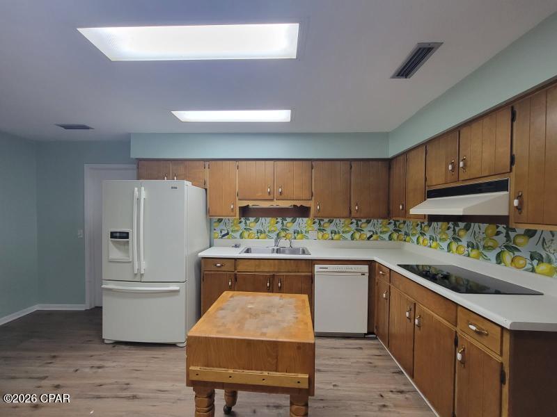 Huntingdon Estates U-3 - Residential Lease