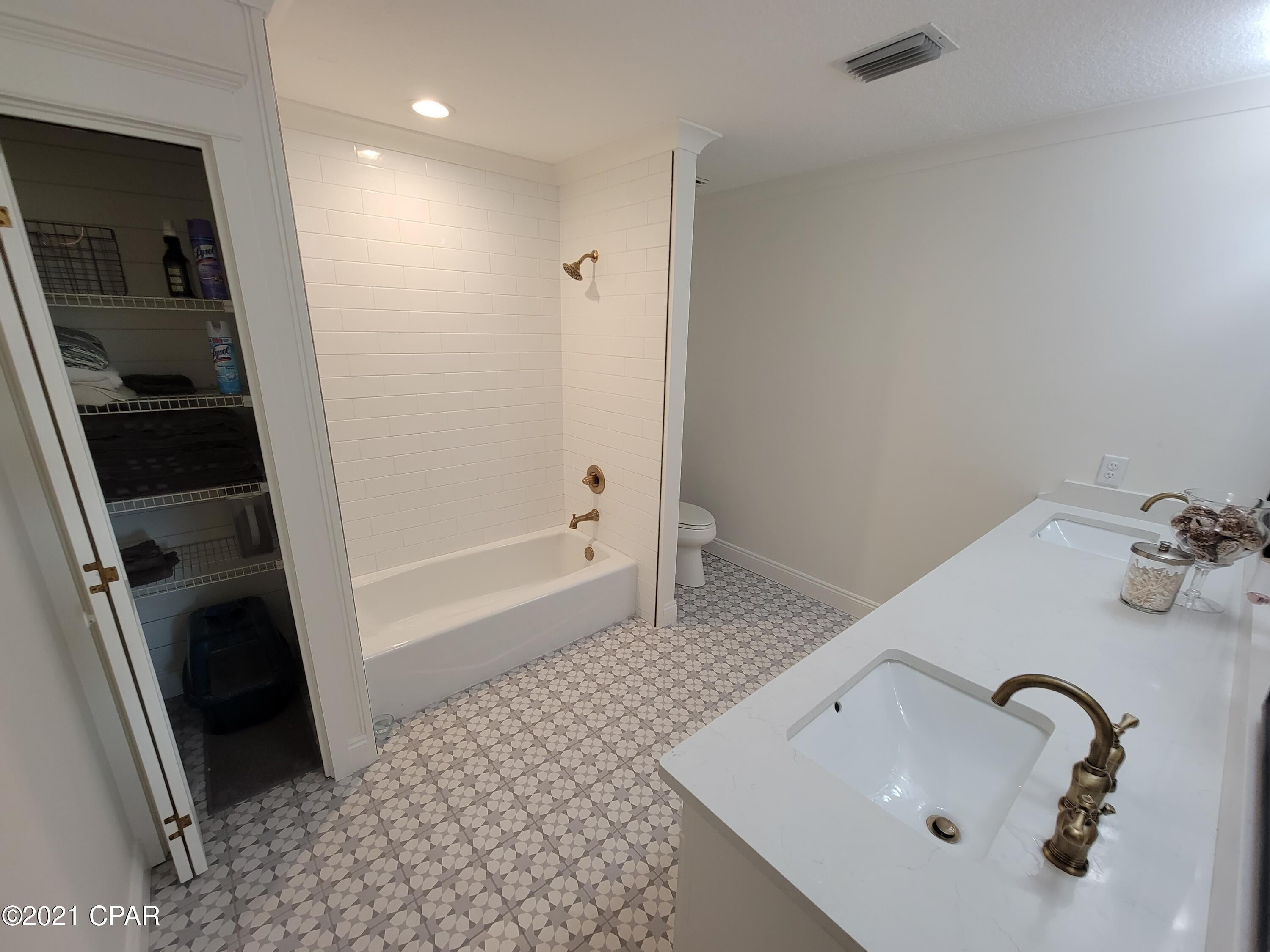 St. Andrews Bay Dev. Co. - Residential