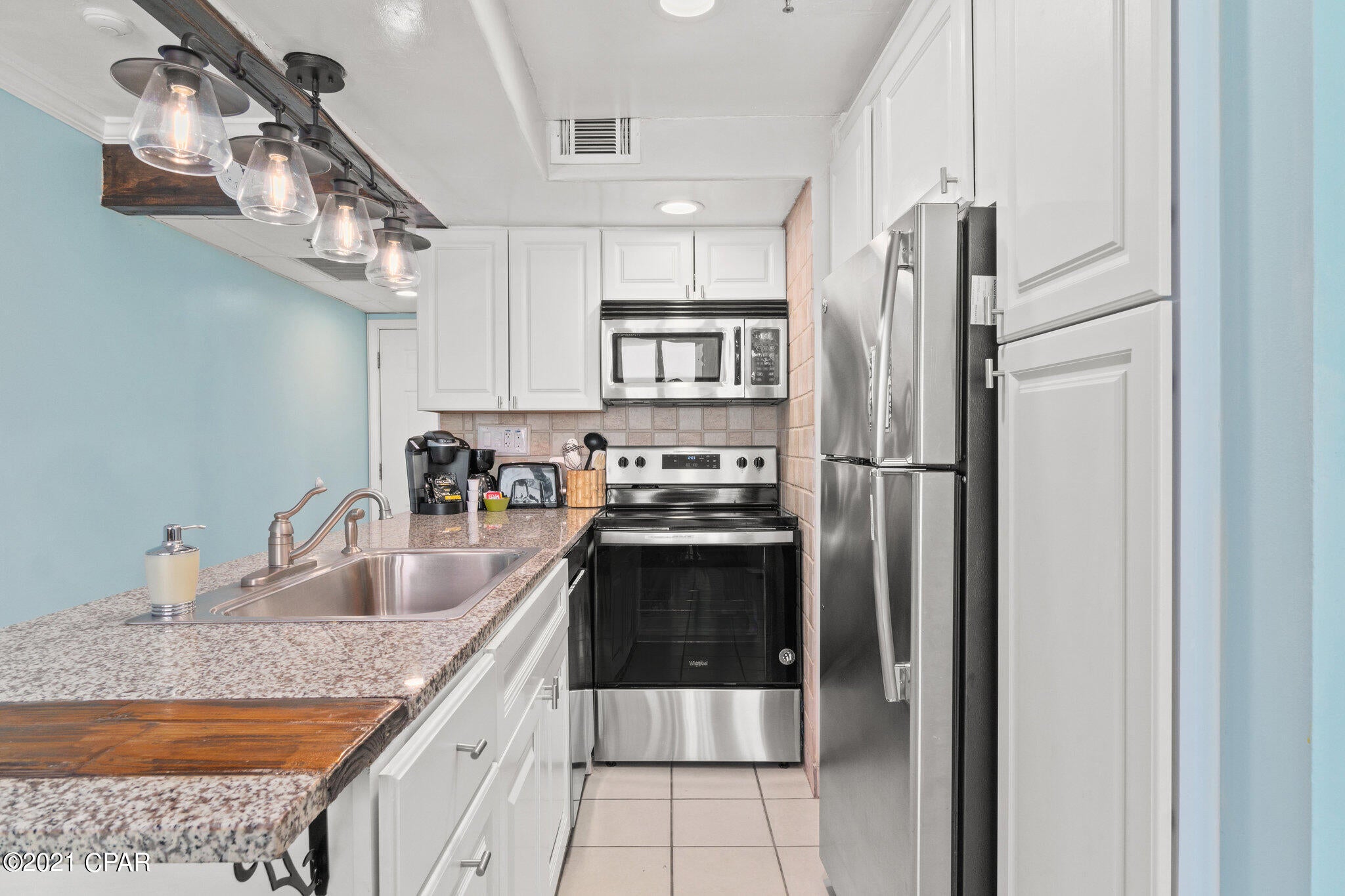 Sunbird Condo - Residential