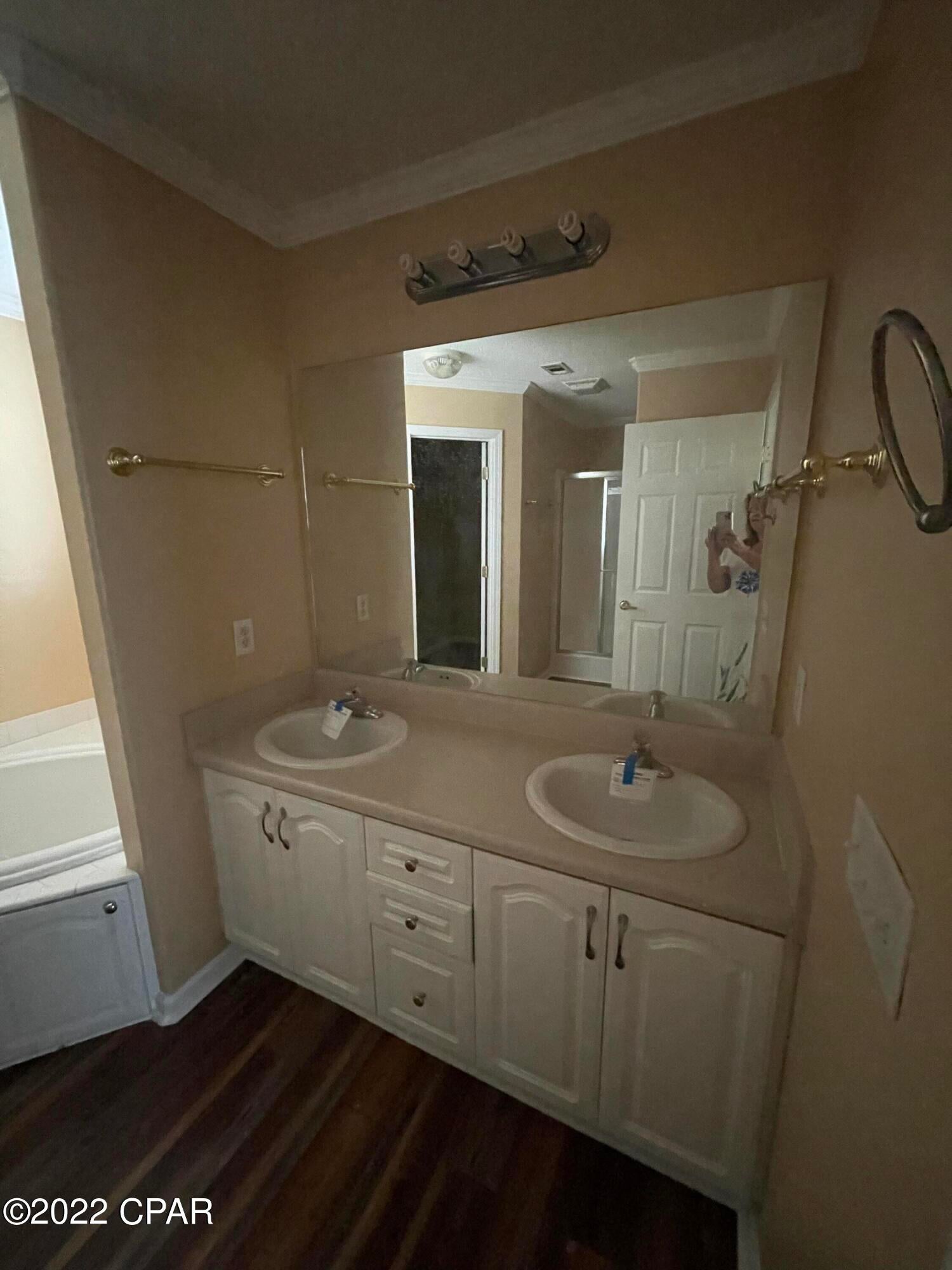 Jones Meadow - Residential