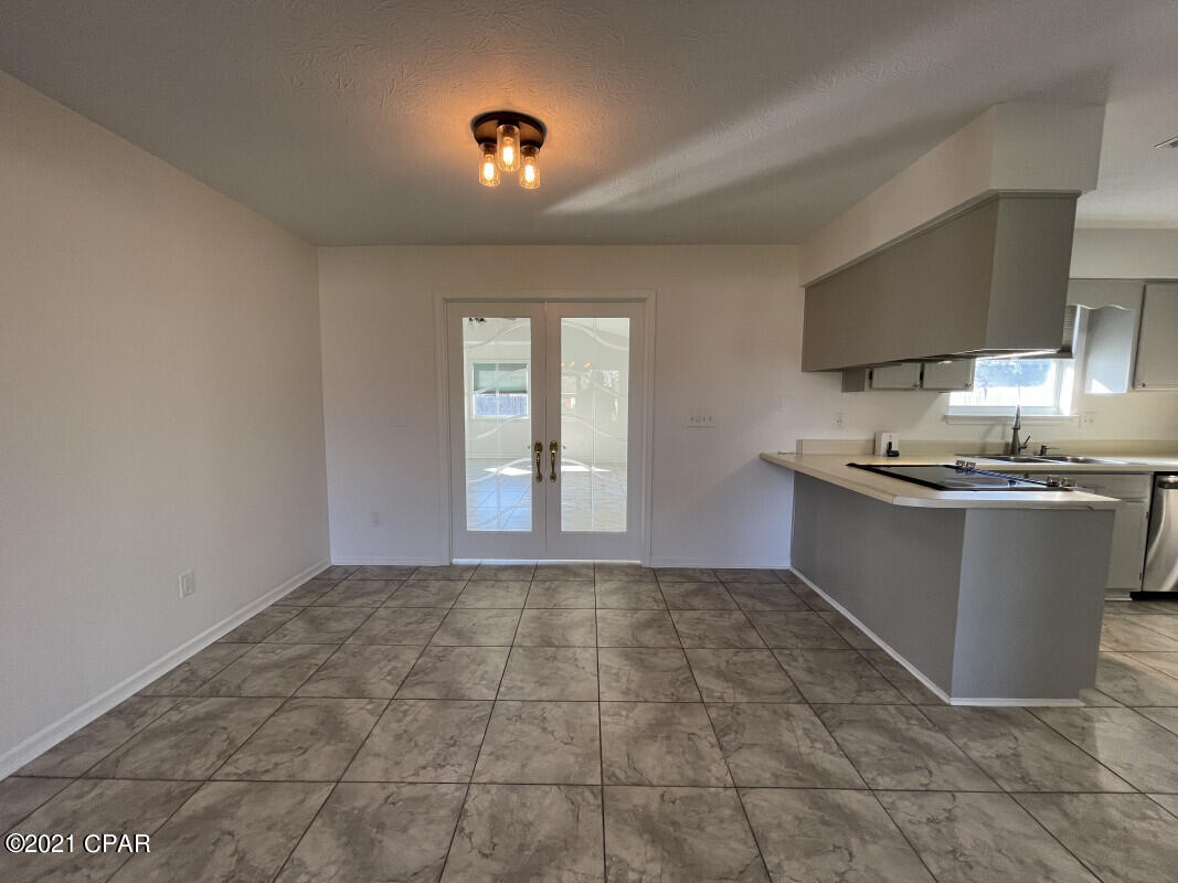 Gulf Coast Village U-2 - Residential