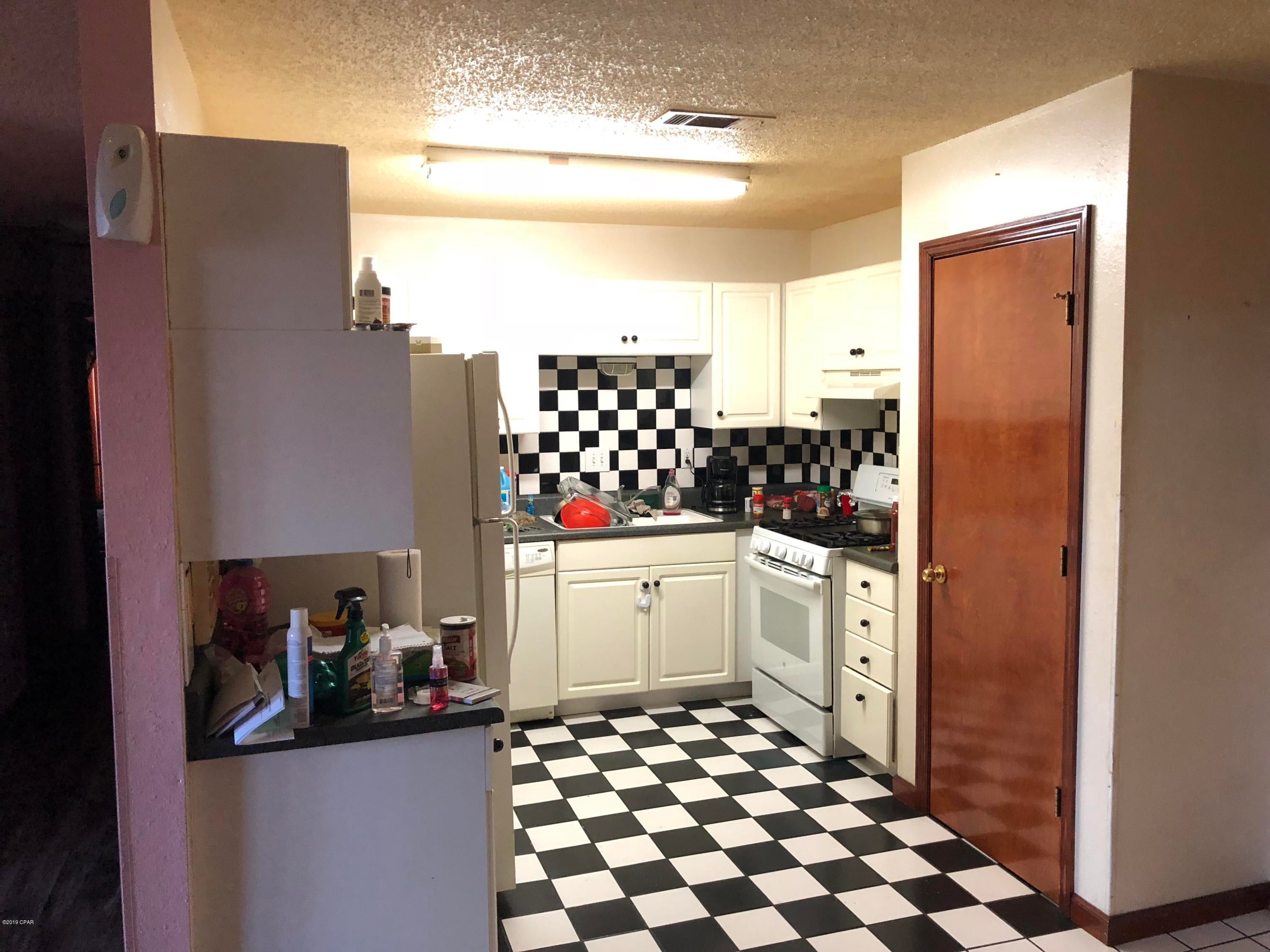 Lane Mobile Home Est U-1 - Residential
