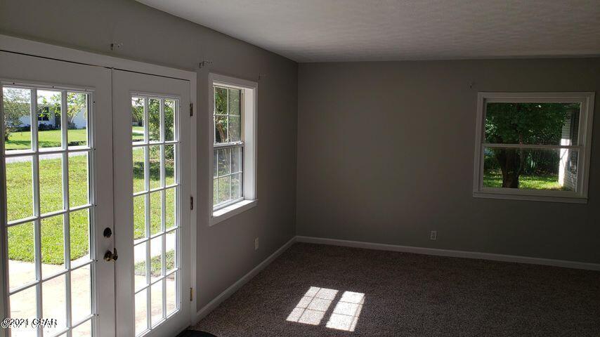 Venetian Villa 1st Add Replat - Residential