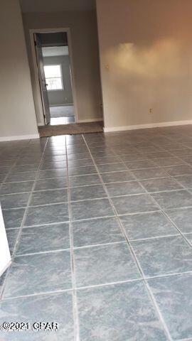 Venetian Villa 1st Add Replat - Residential
