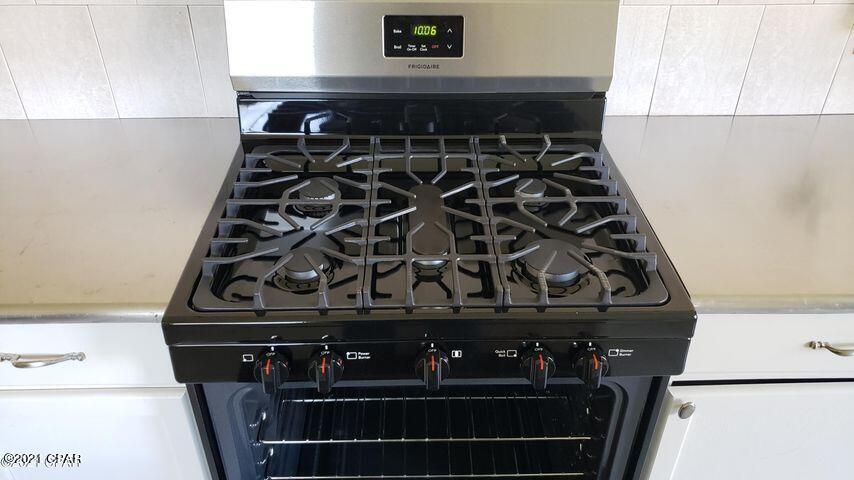 Venetian Villa 1st Add Replat - Residential