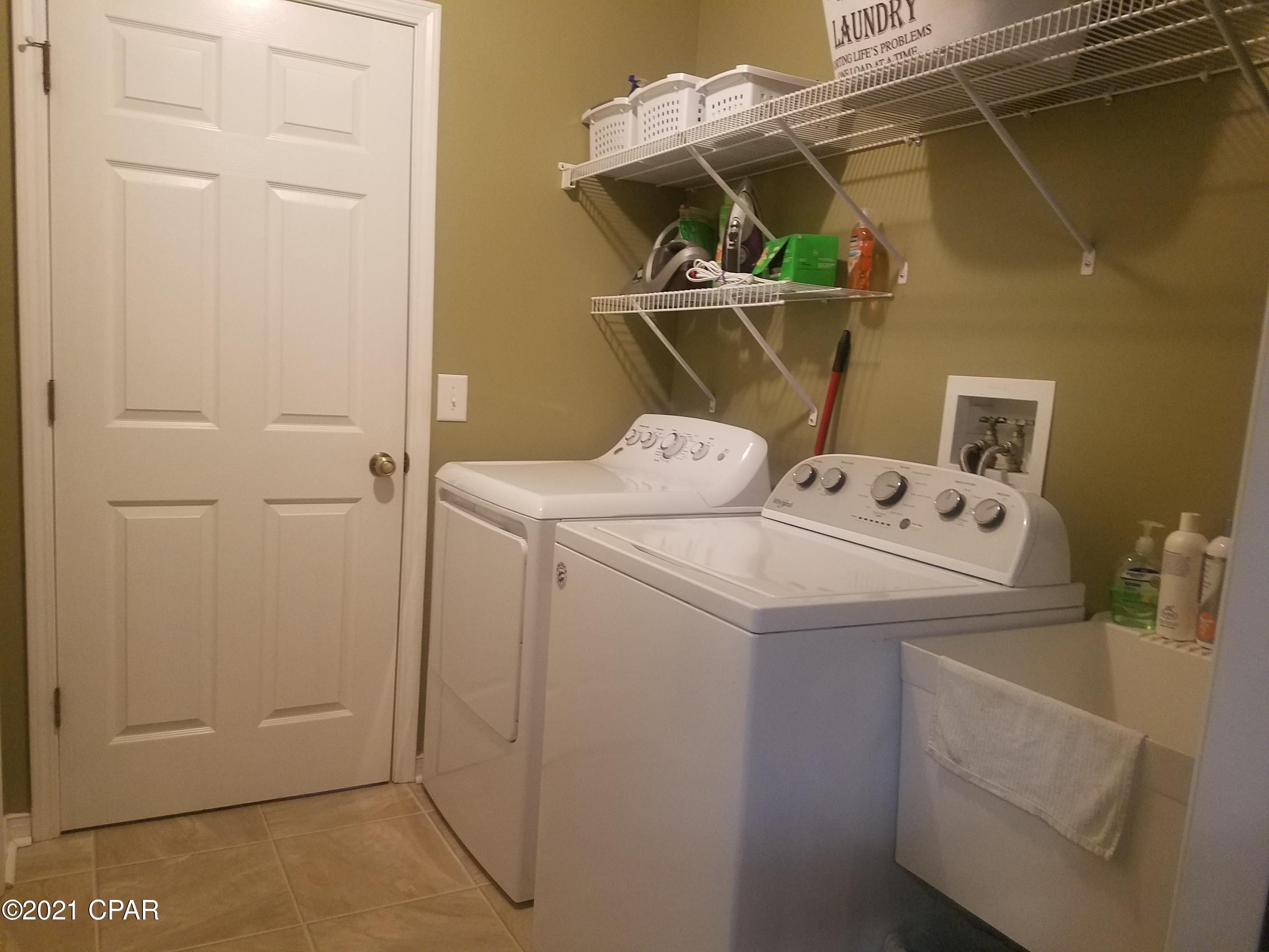 Leisure Lakes - Residential