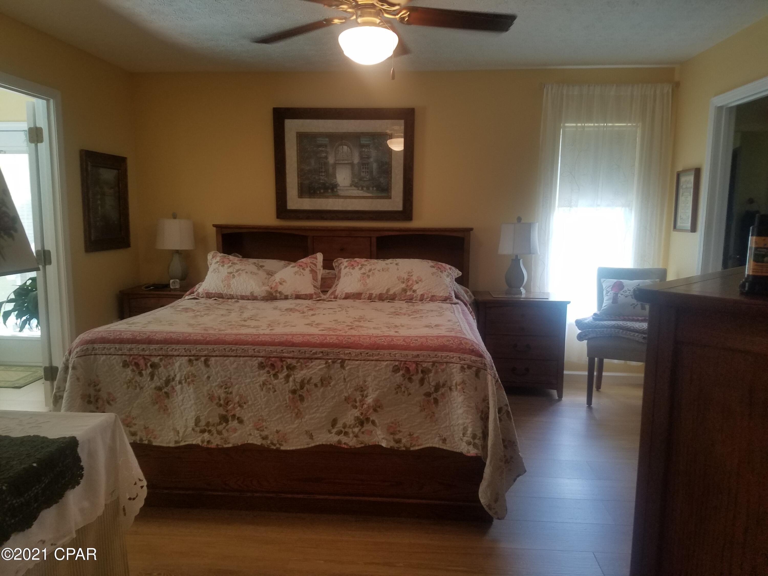 Leisure Lakes - Residential