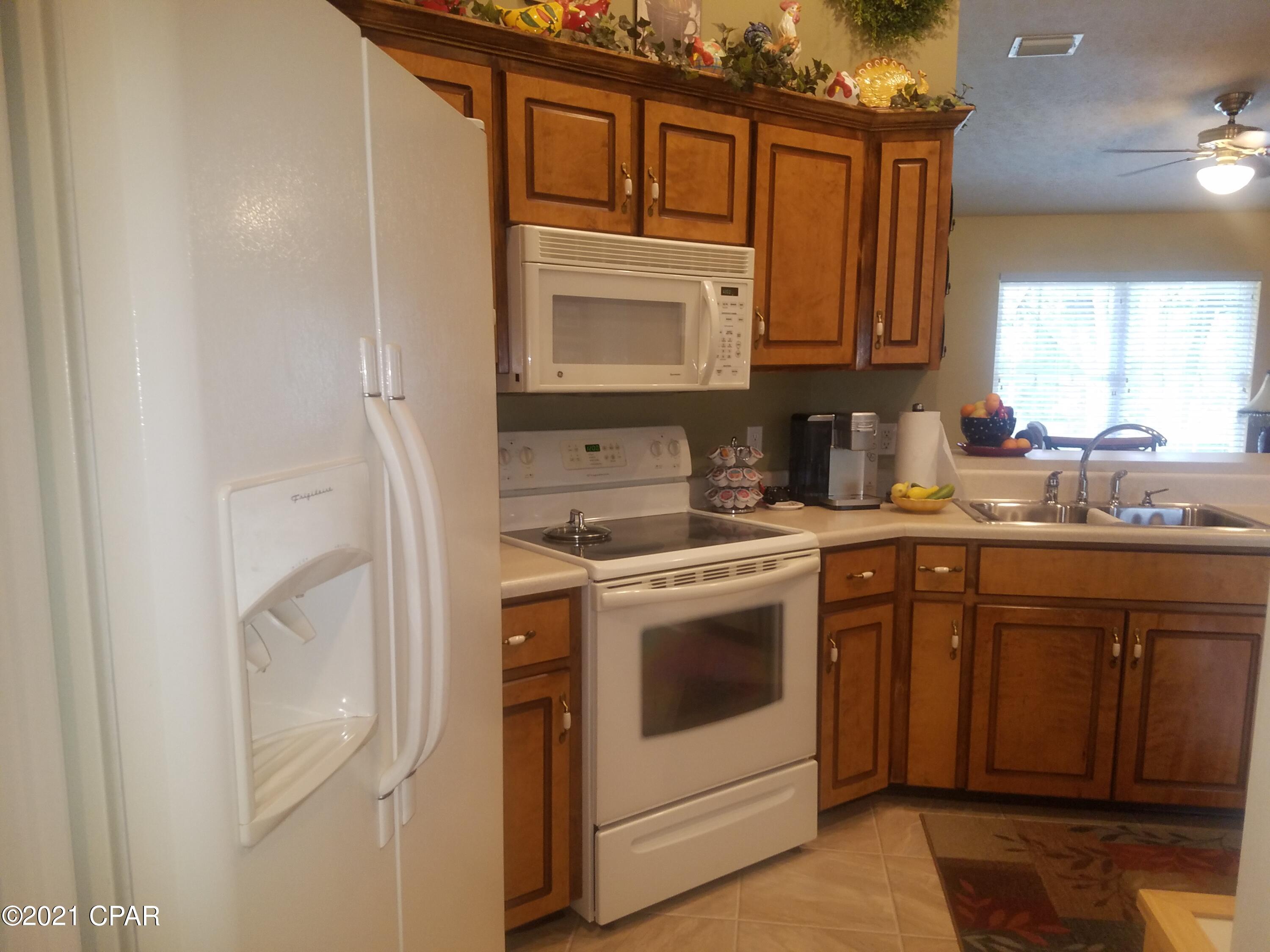 Leisure Lakes - Residential