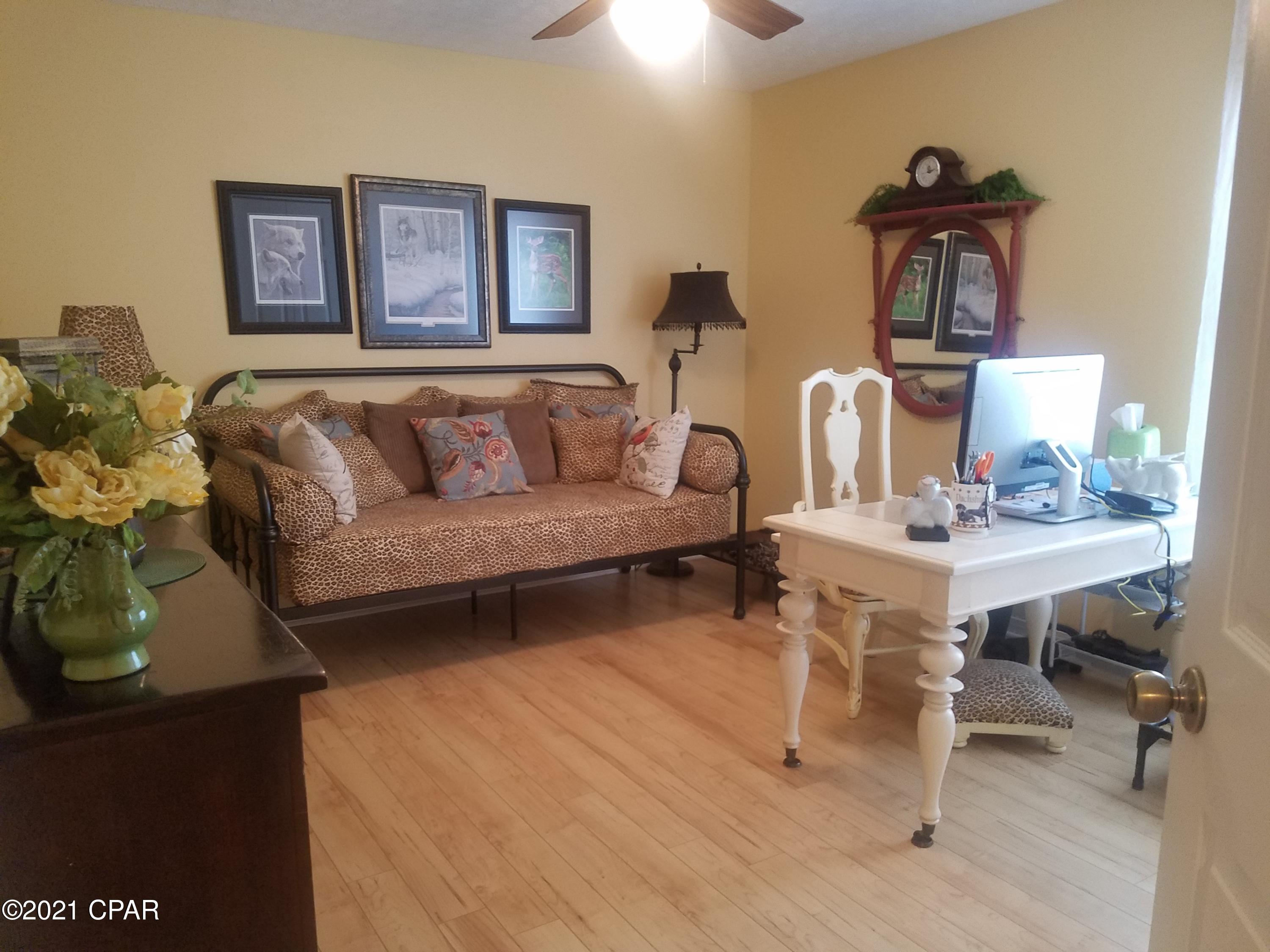 Leisure Lakes - Residential