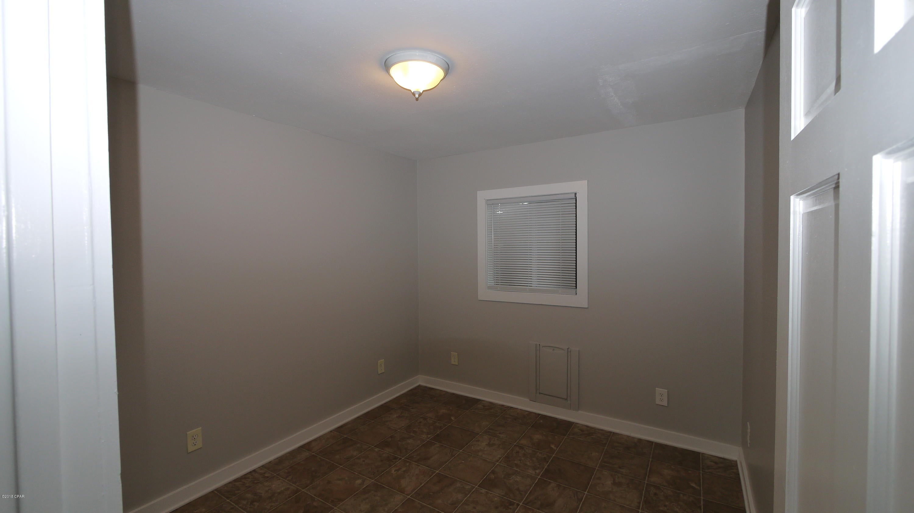 Riviera Beach 1st Add - Residential Lease