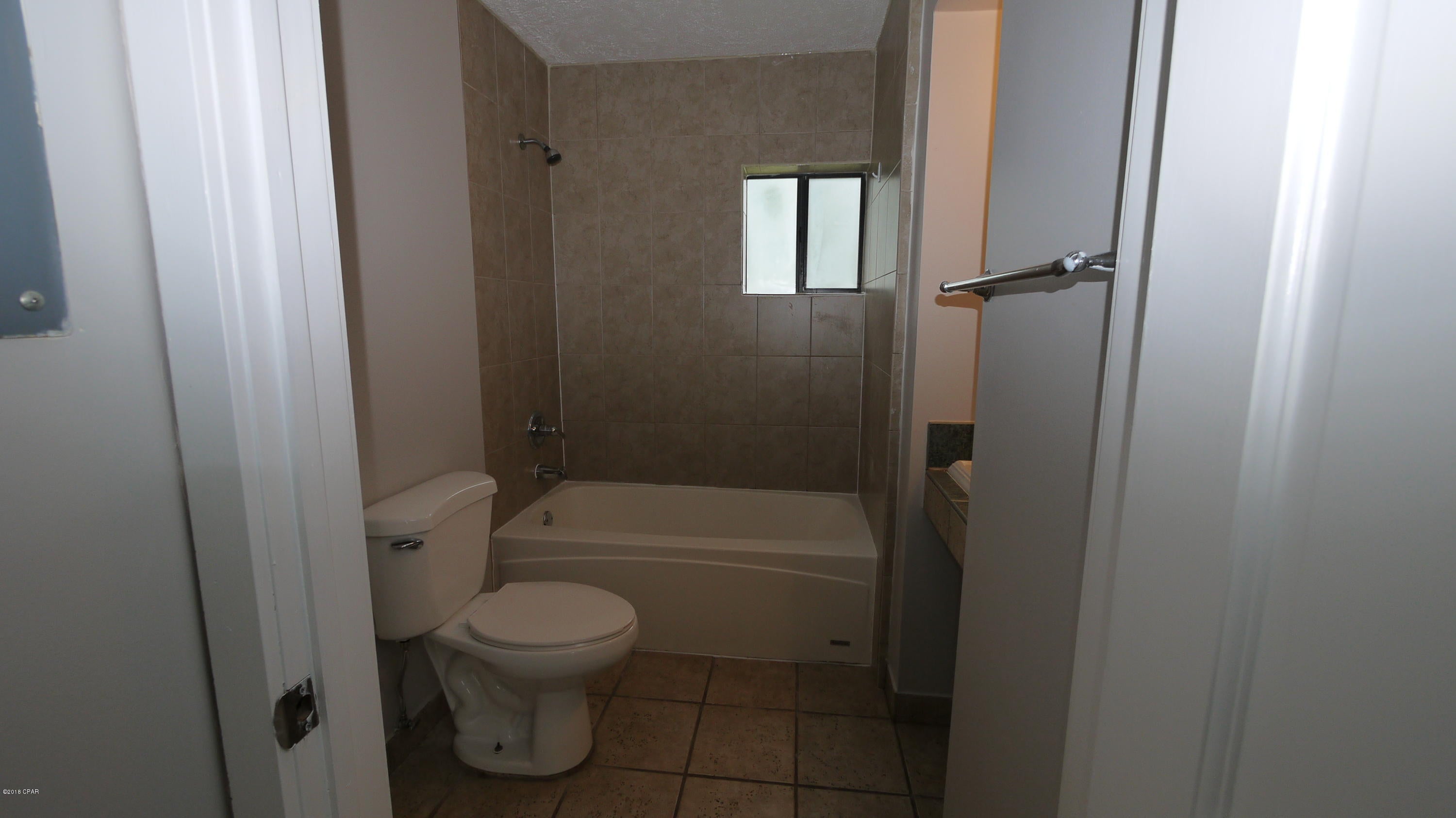 Riviera Beach 1st Add - Residential Lease