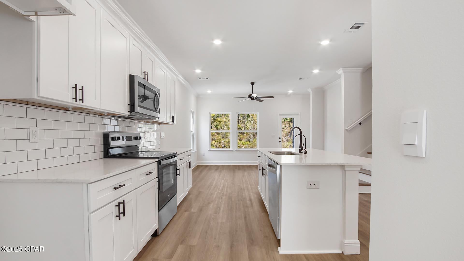 Colonial Landing - Residential