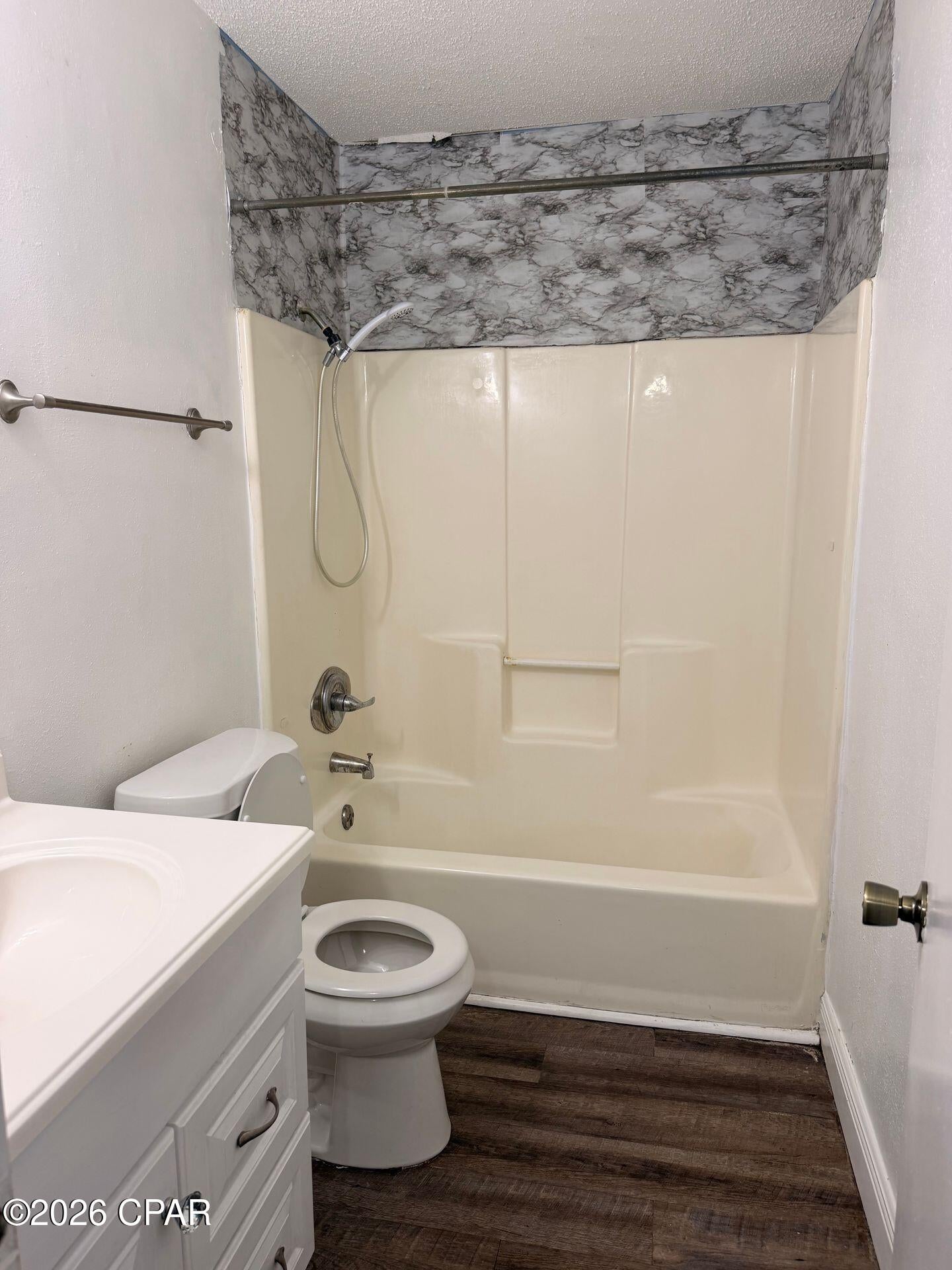 [No Recorded Subdiv] - Residential Lease