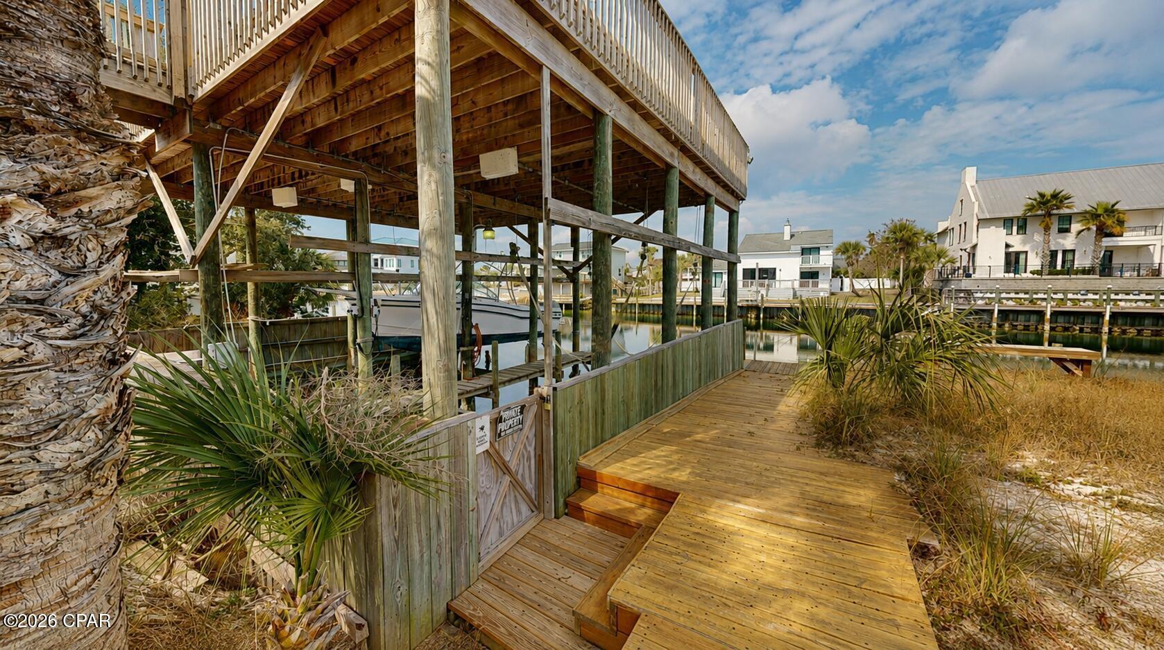 Holiday Isle - Residential