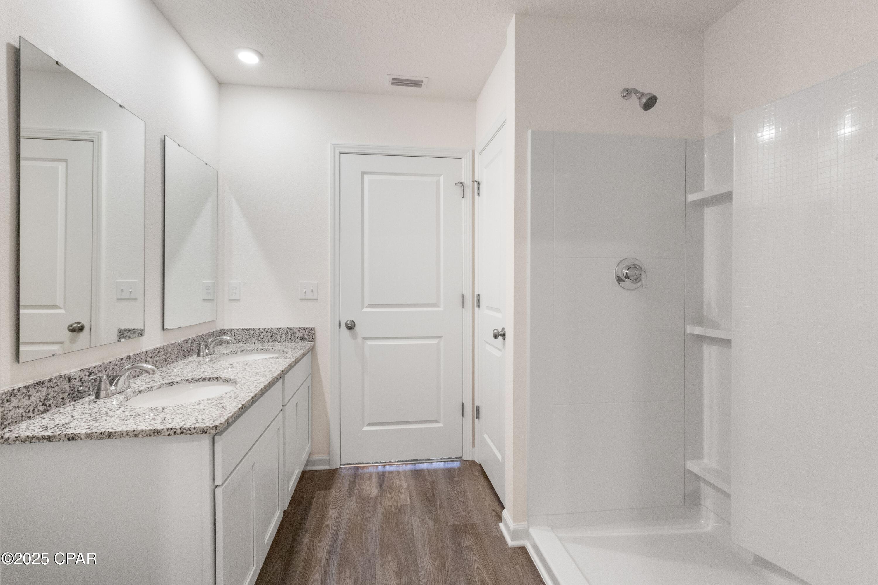 Grand Oaks - Residential