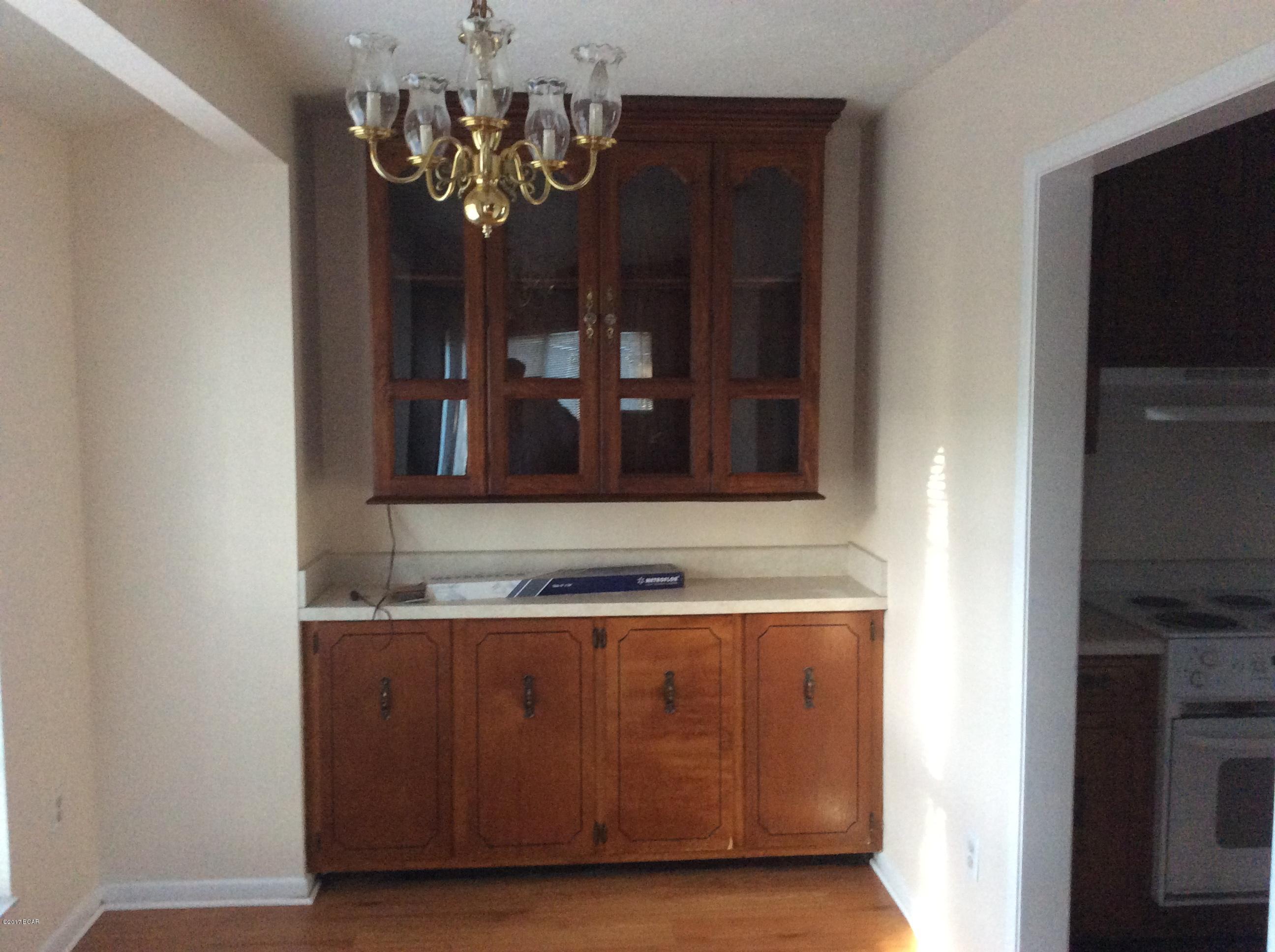 King Estates Unit 2 - Residential Lease