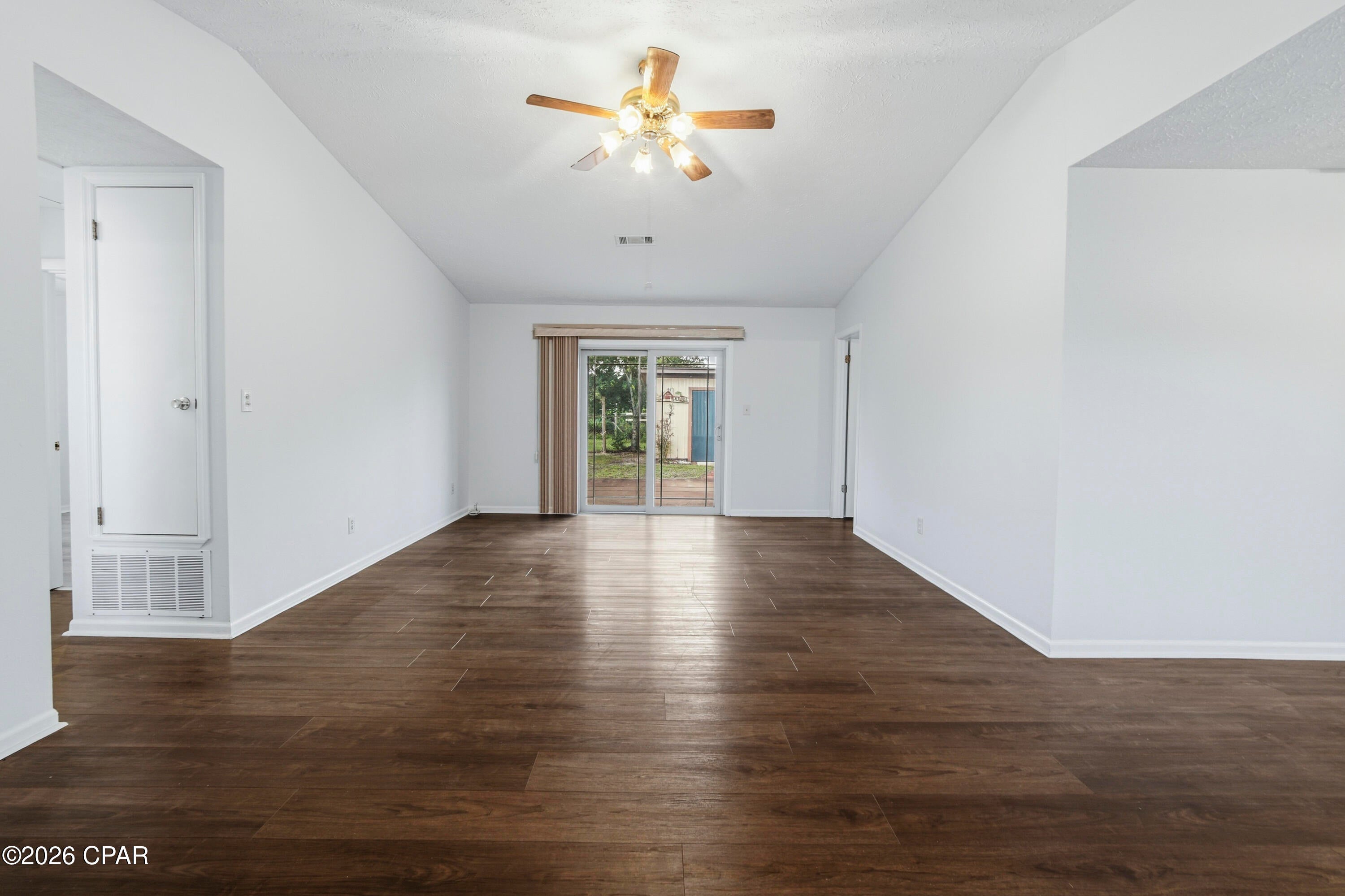 Towne & Country Lake Estates - Residential
