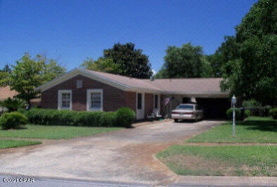 Nice freshly painted w/new flooring 3BR/2BA brick home in Forest Park...some minor work in process of completion (exterior paint is ongoing). Spacious Great room with built in cabinet, breakfast area, and french doors to patio. Separate dining room or den/office. Two car garage with laundry hook ups....nice private rear patio and small rear yard. Should be available for occupancy by May 10th (2021).

Contact office for showing appointment and rental application. Owner prefers prospective tenants to drive by house & neighborhood, if interested make appt to see. No applications may be submitted or considered until tenant/applicant personally views home inside and out. Prefer NO PETS. MINIMUM of one year lease. Tenant responsible for utilities and lawn care. Listing agents are home owners.