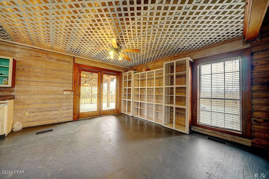 Creek Hollow Estates Unit - Residential Lease