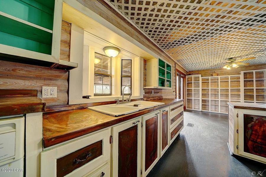 Creek Hollow Estates Unit - Residential Lease