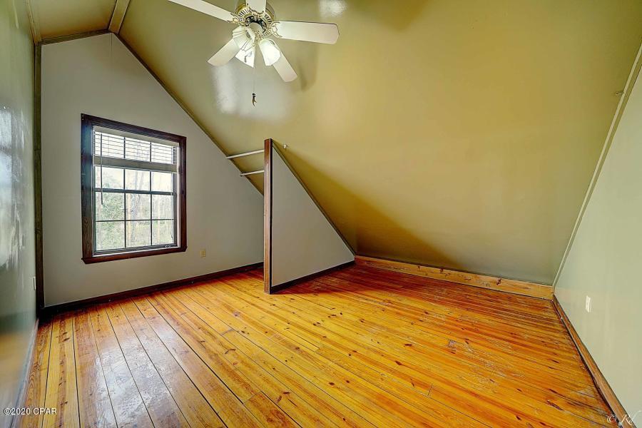 Creek Hollow Estates Unit - Residential Lease