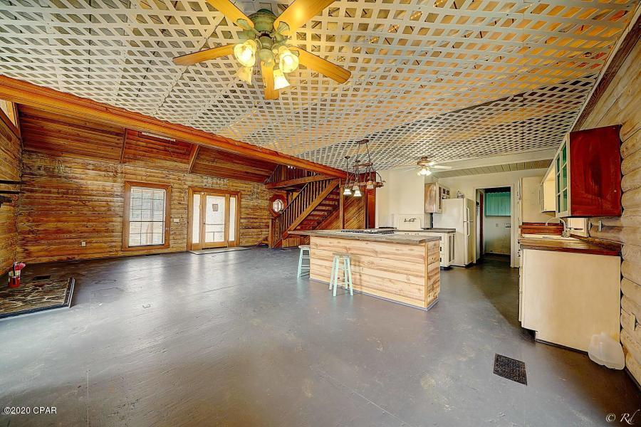 Creek Hollow Estates Unit - Residential Lease