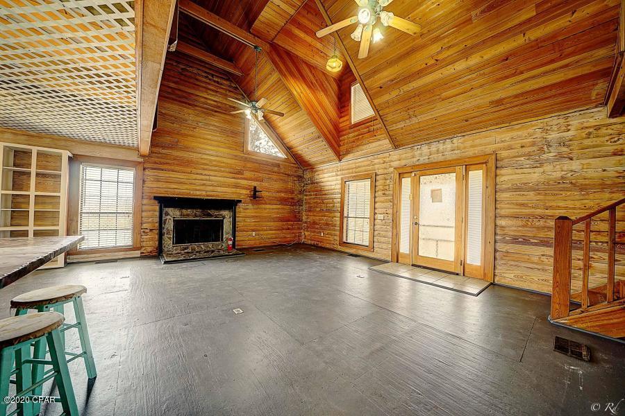 Creek Hollow Estates Unit - Residential Lease