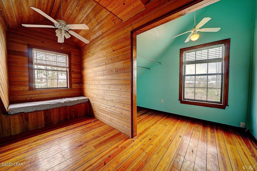 Creek Hollow Estates Unit - Residential Lease