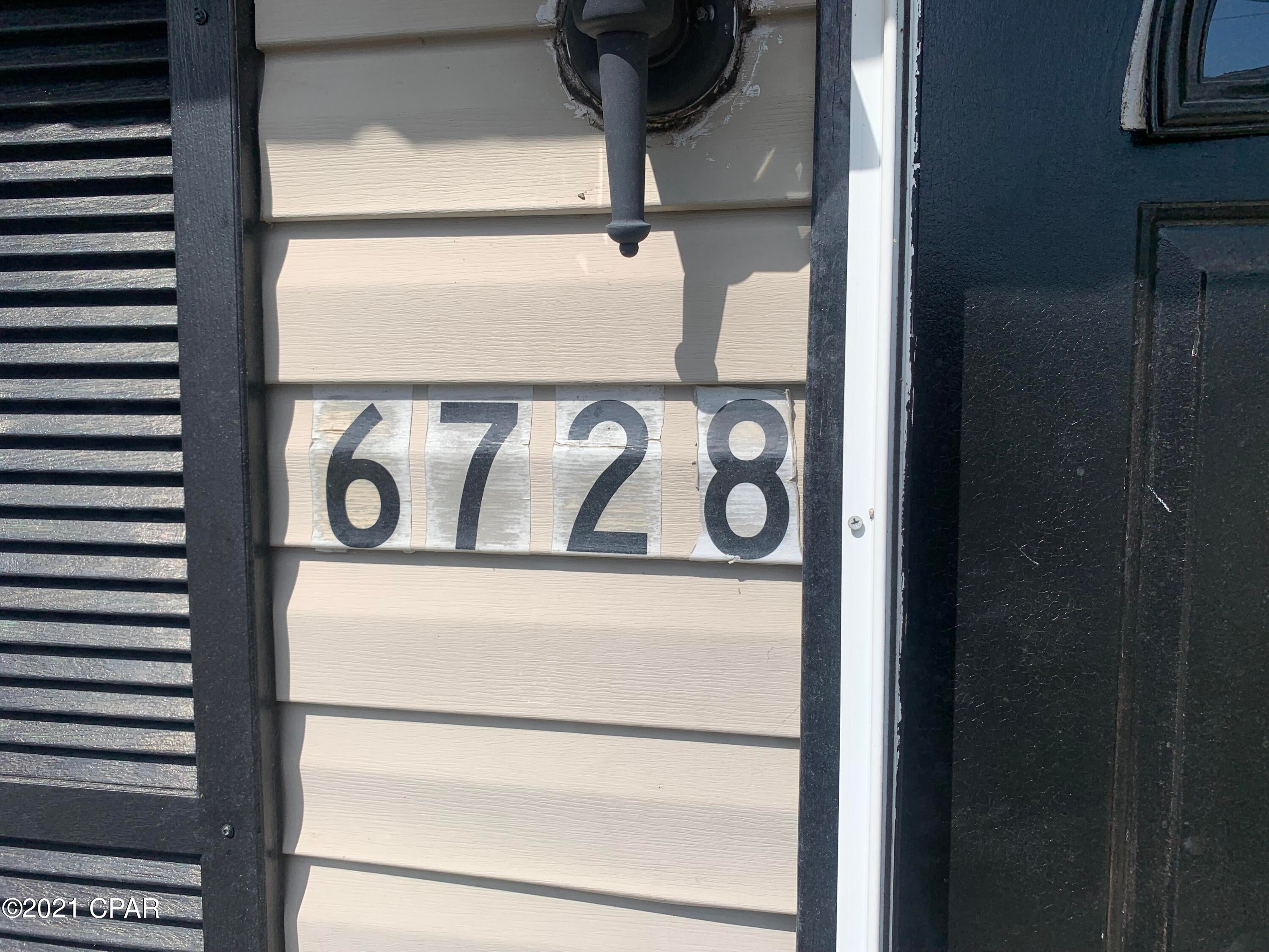 CURRENTLY UNDER CONTRACT, SELLER ACCEPTING BACKUP OFFERS.  If you're looking for a move-in ready, affordable home in Panama City Beach, this is your opportunity!  This spacious double wide features 3 bedrooms with a split floor plan.  The home comes equipped with the stove, refrigerator, microwave, and washer and dryer.  The home has recently been updated with new carpet in the bedrooms.  There is a covered carport with a concrete drive as well as a graveled area for additional parking.  



Conveniently located on the east end of Panama City Beach, this home is close to restaurants, marinas, the new Sports Complex, and the new K-8 school being built.  There is no HOA!  This home would be an excellent primary residence, vacation home, or rental property.