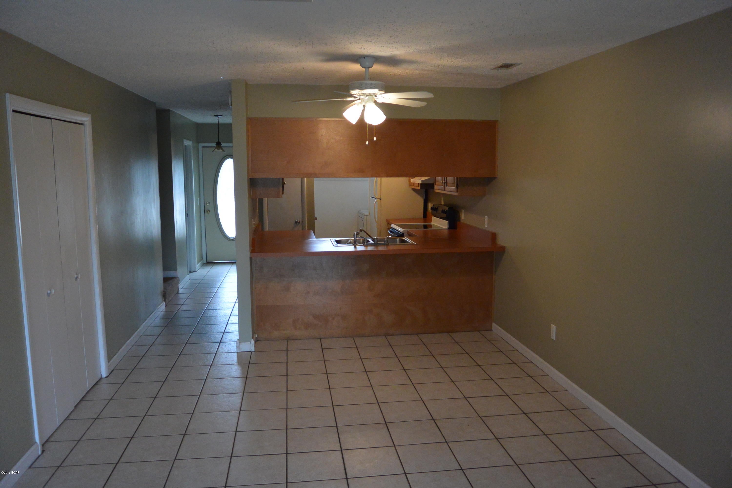Shade Tree Condo. - Residential