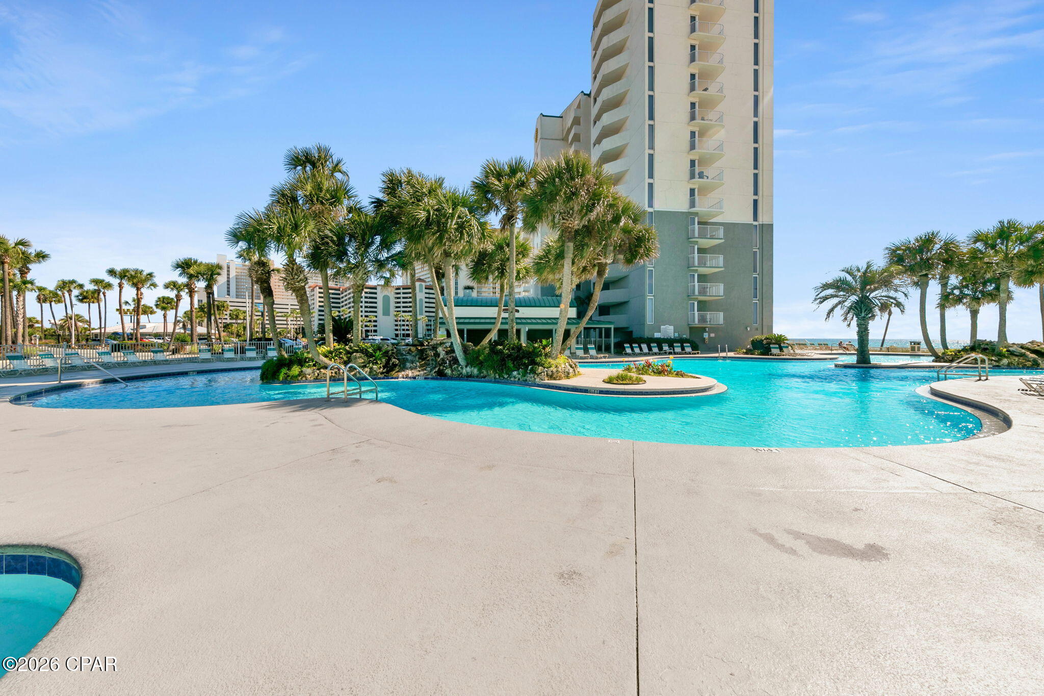 Long Beach Towers I - Residential