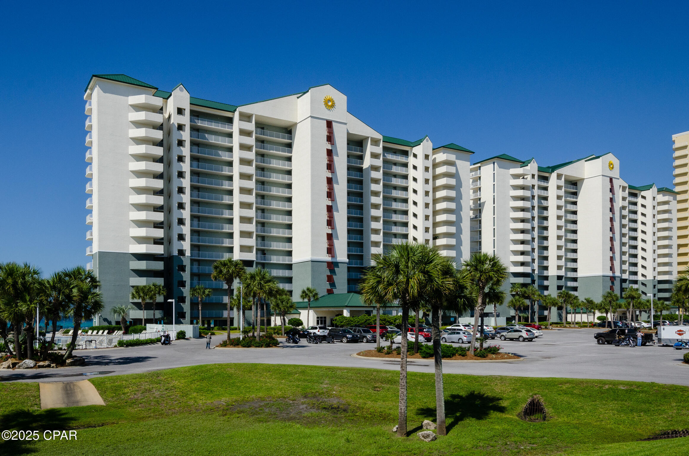 Long Beach Towers I - Residential