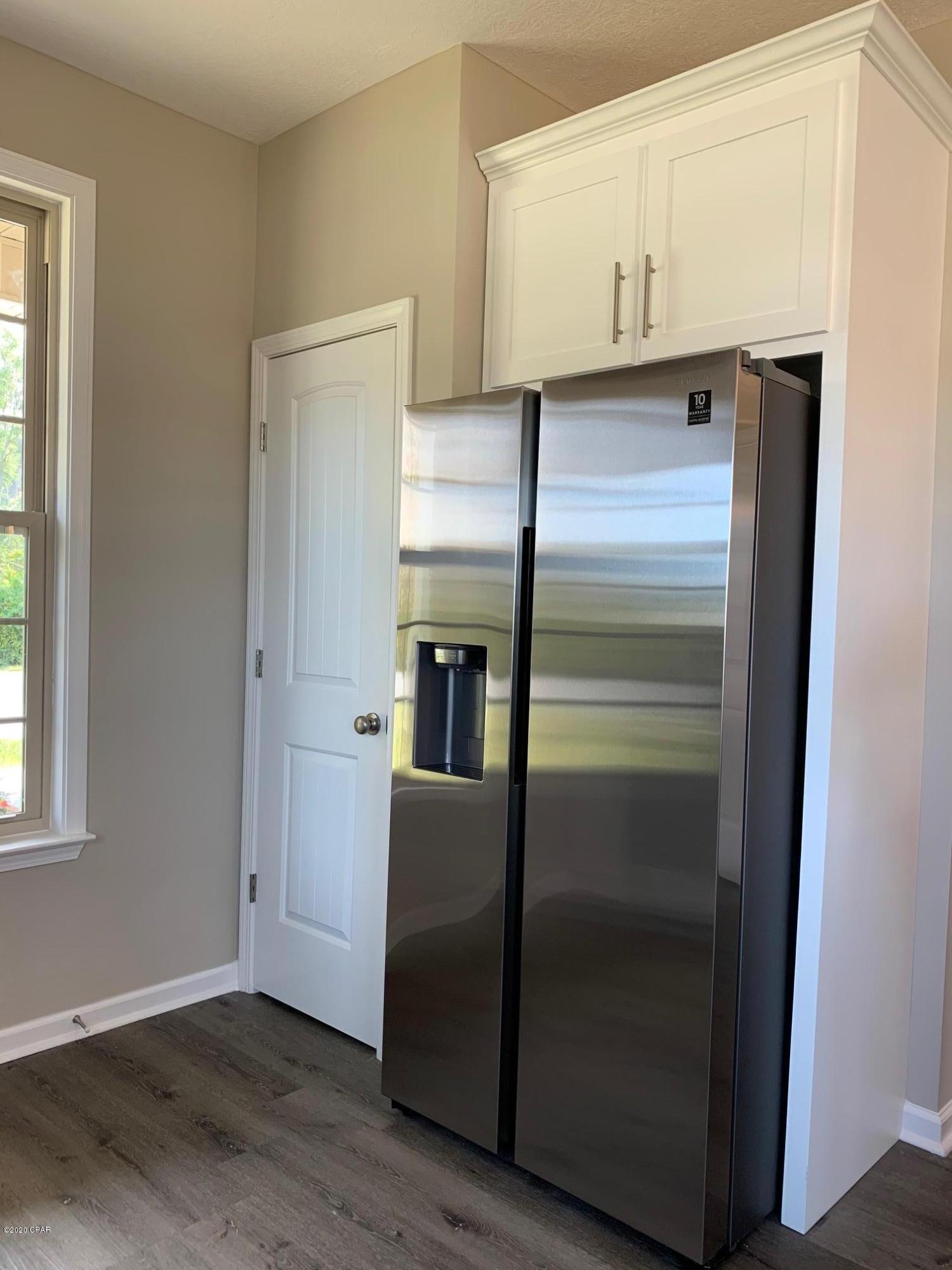 Sheffields 2nd - Residential Lease