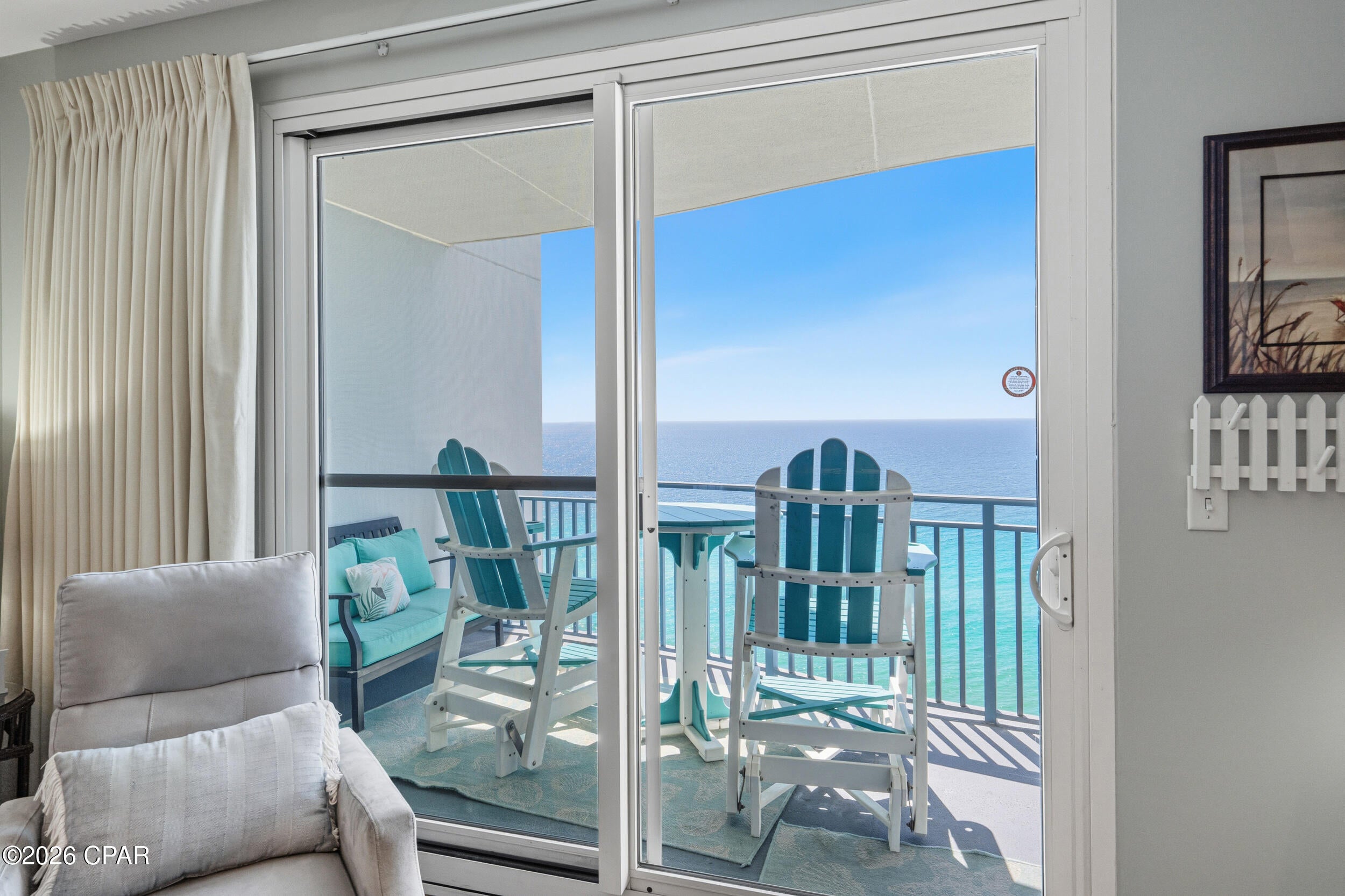 Sterling Breeze - Residential