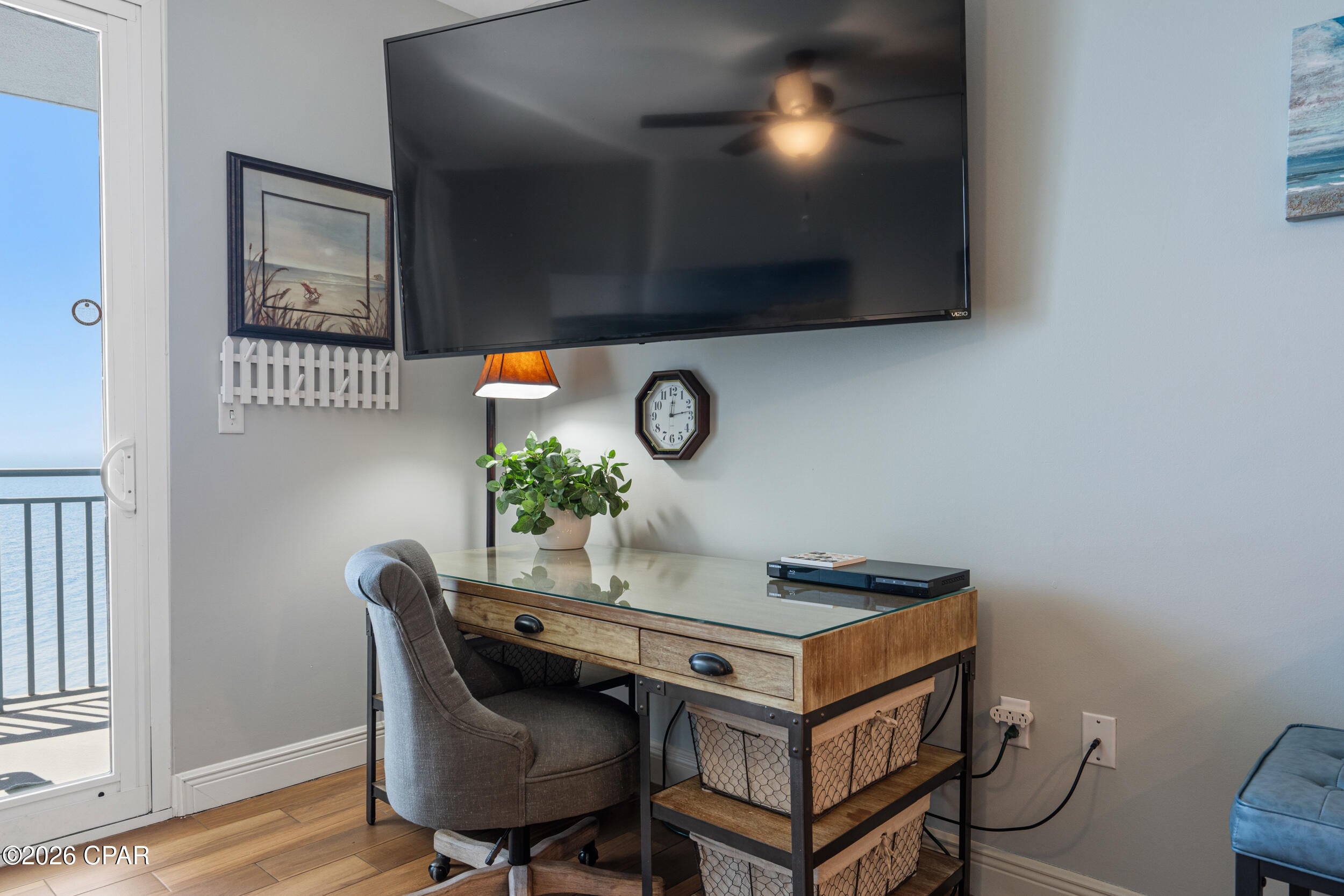 Sterling Breeze - Residential