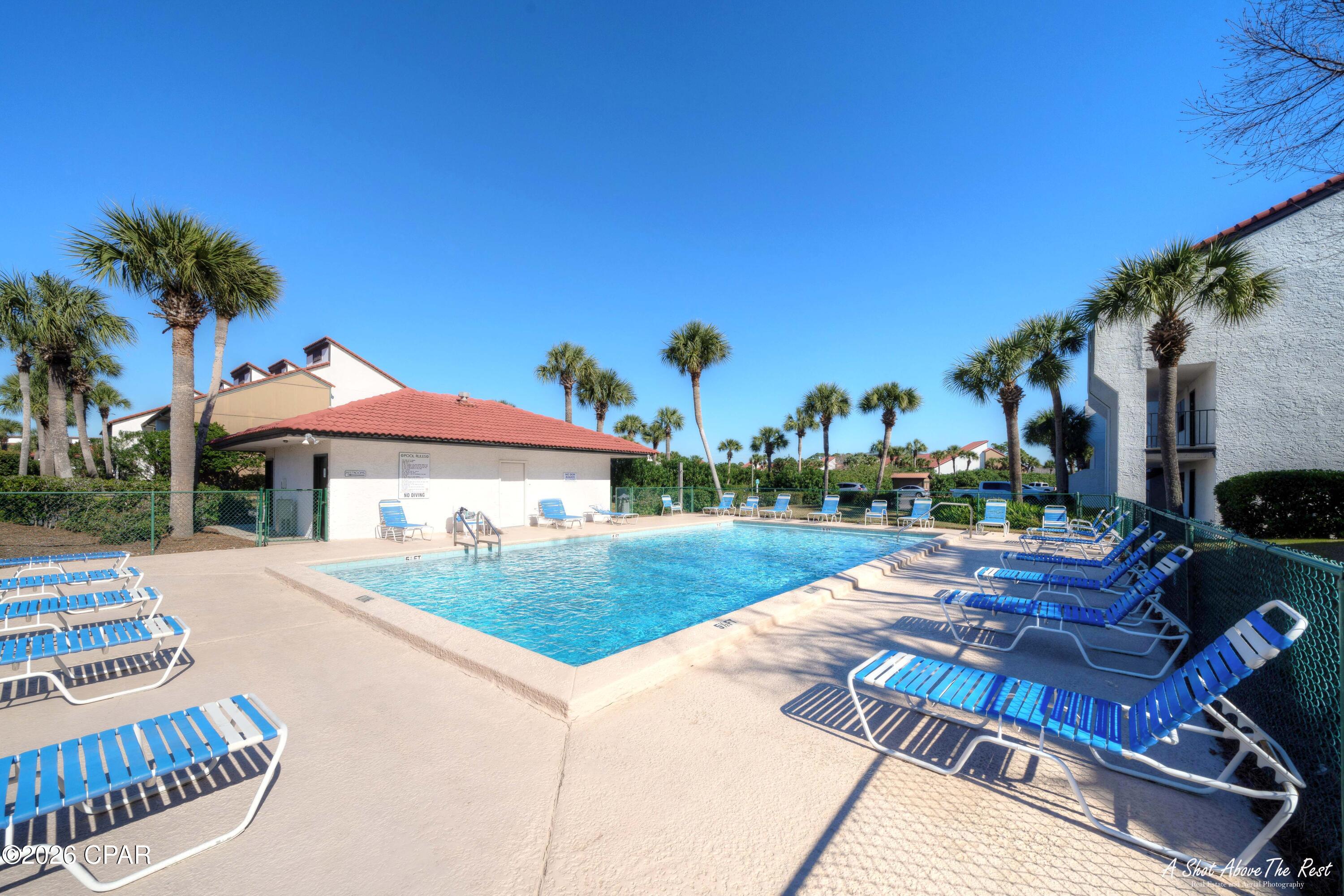 Edgewater Golf Villas 5 B - Residential